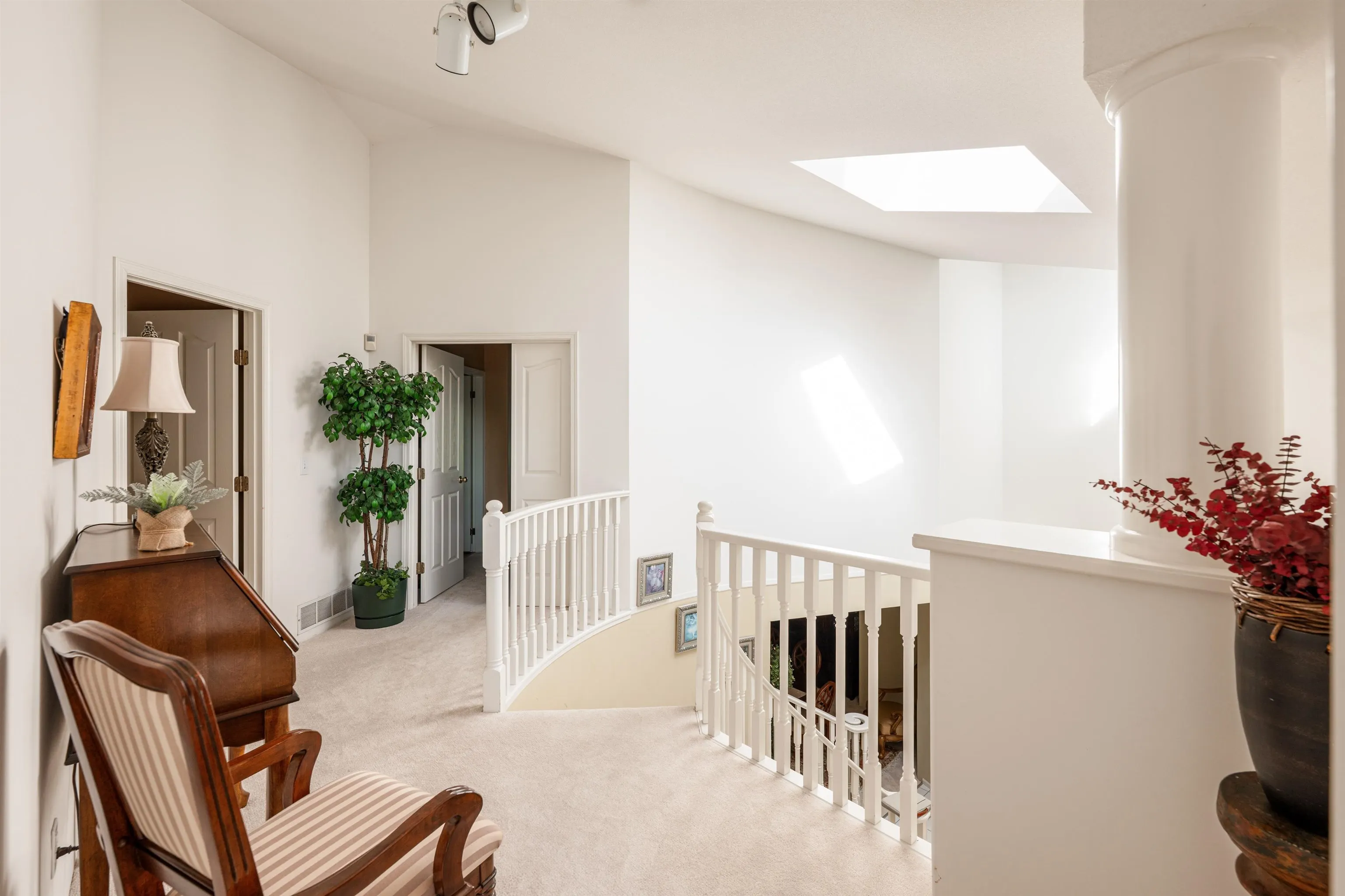2905 Cliffrose Crescent