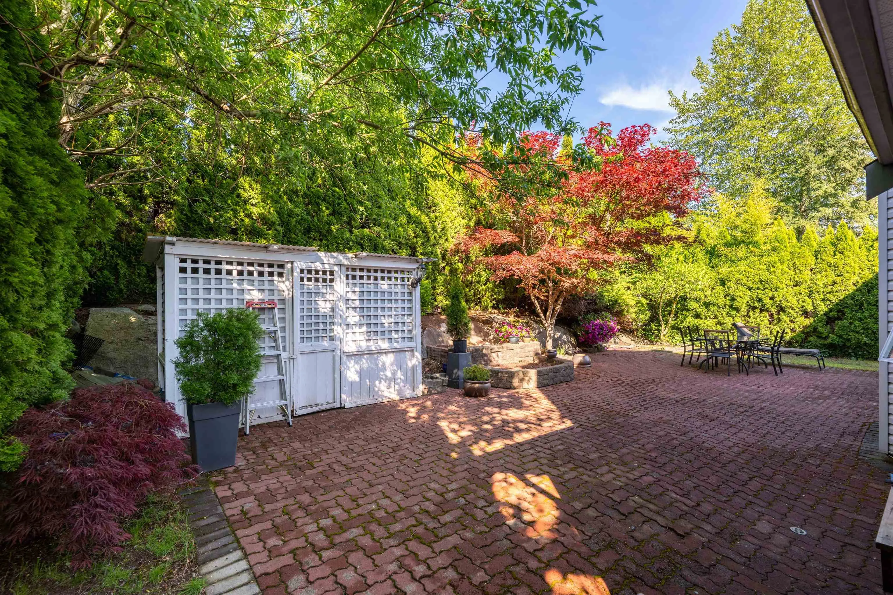 2905 Cliffrose Crescent