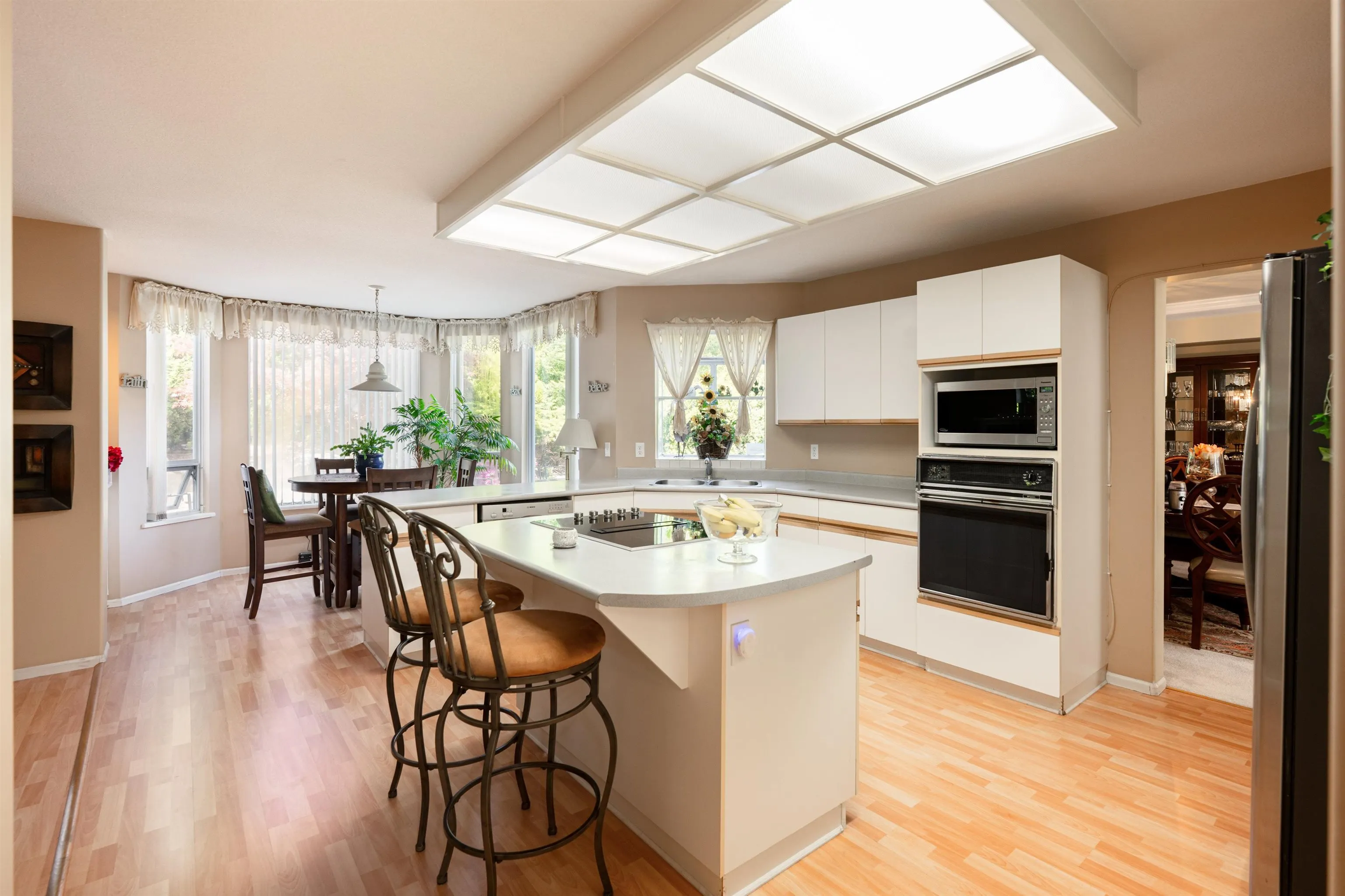 2905 Cliffrose Crescent