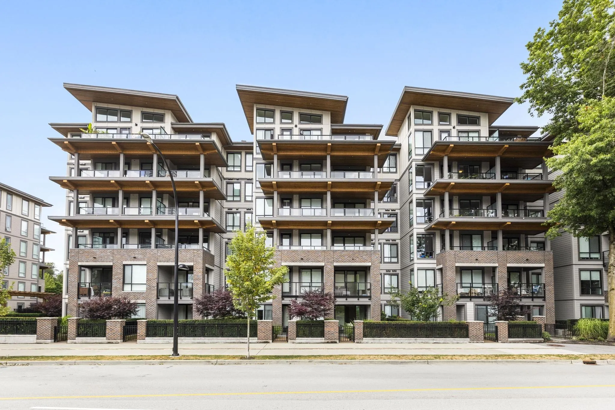 510 7579 16th Street