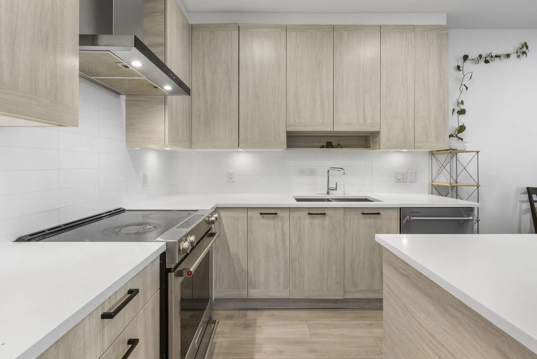 510 7579 16th Street
