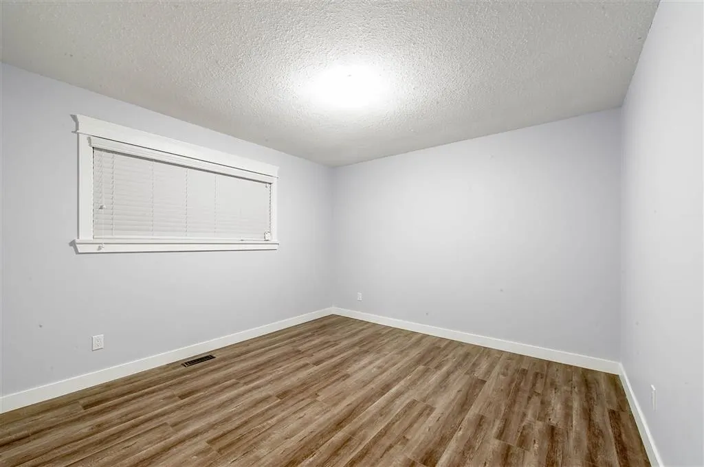 10481 Hollybank Drive