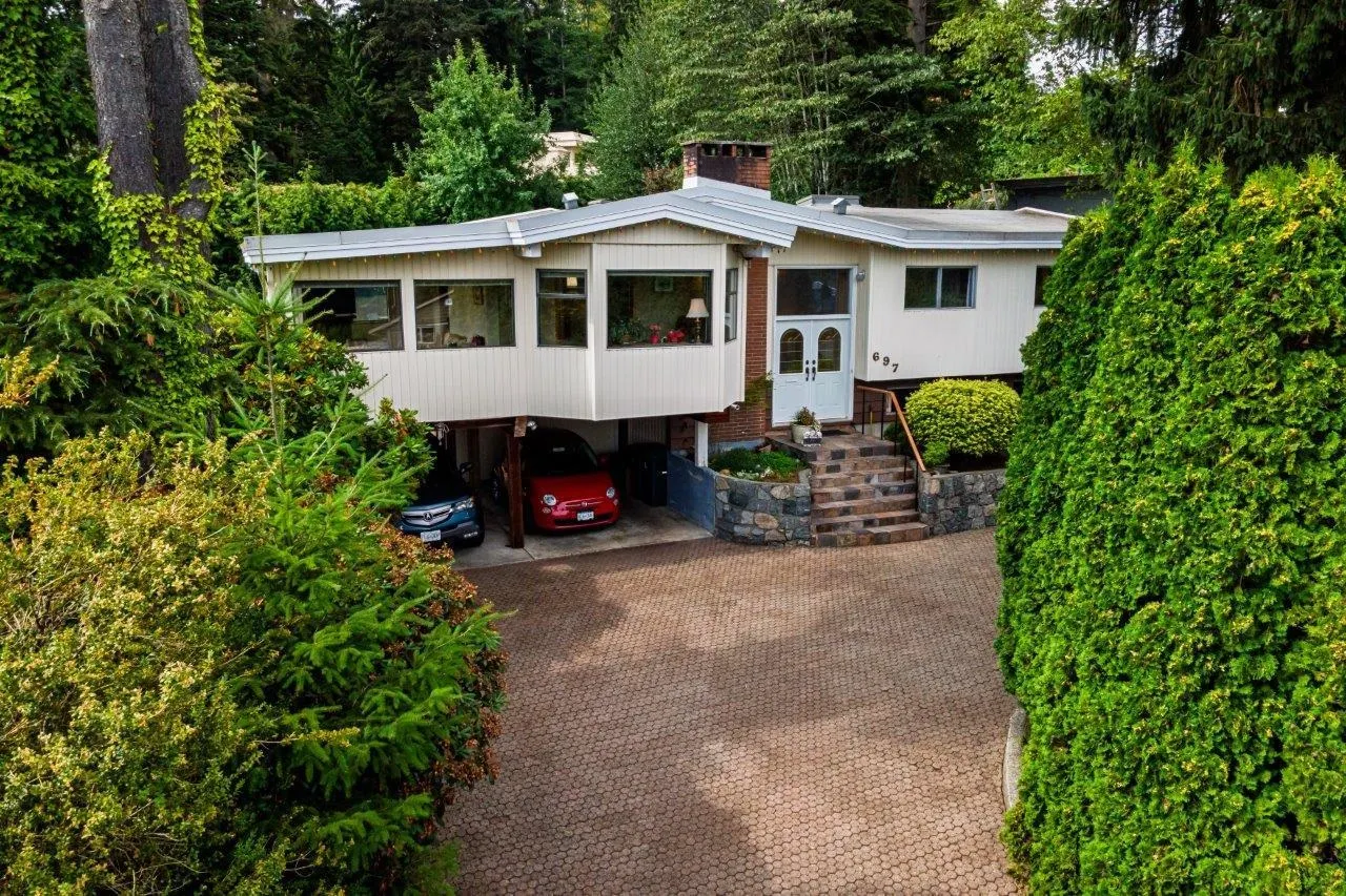 697 Plymouth Drive