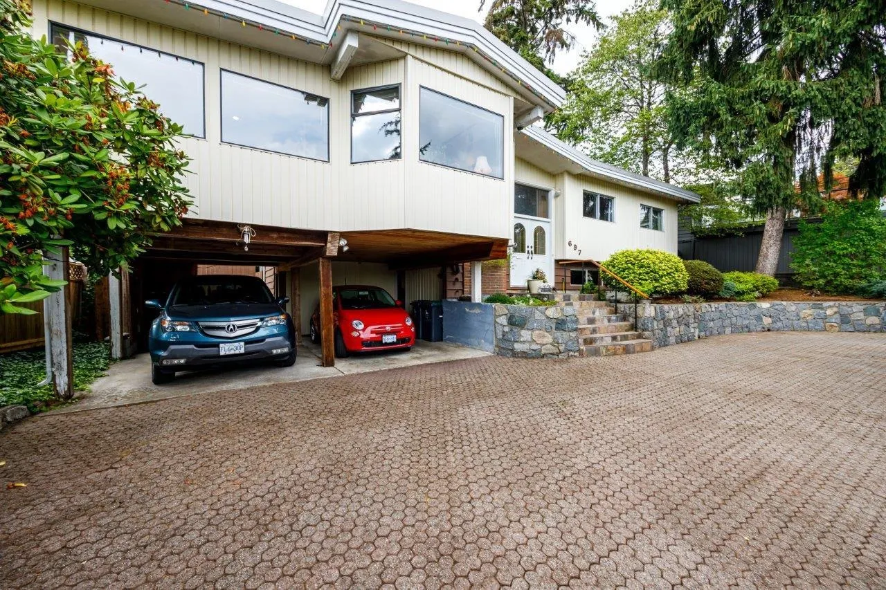697 Plymouth Drive