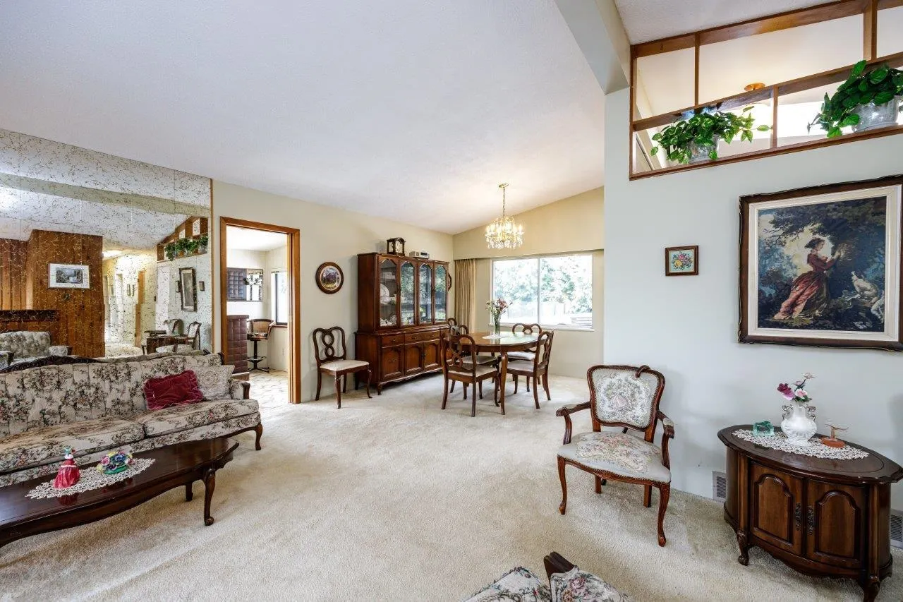 697 Plymouth Drive