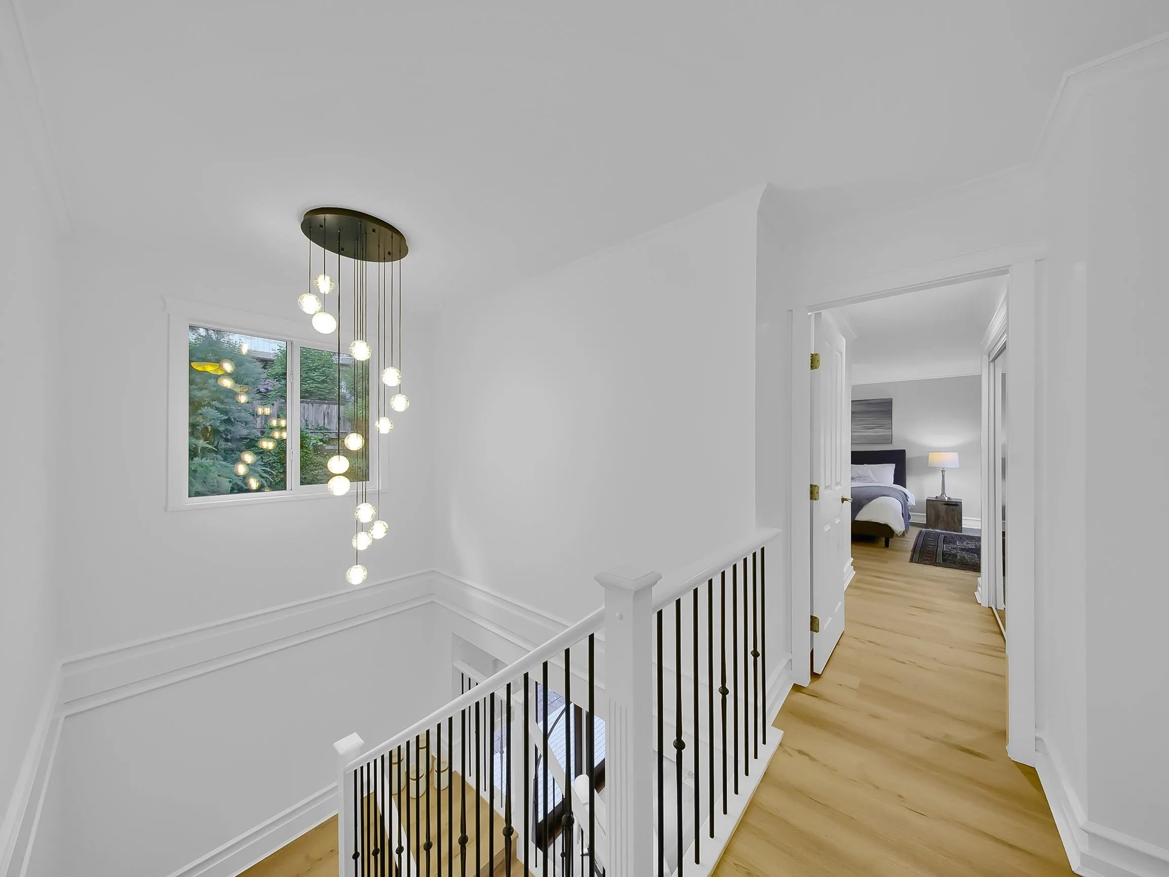 1176 W 17th Street
