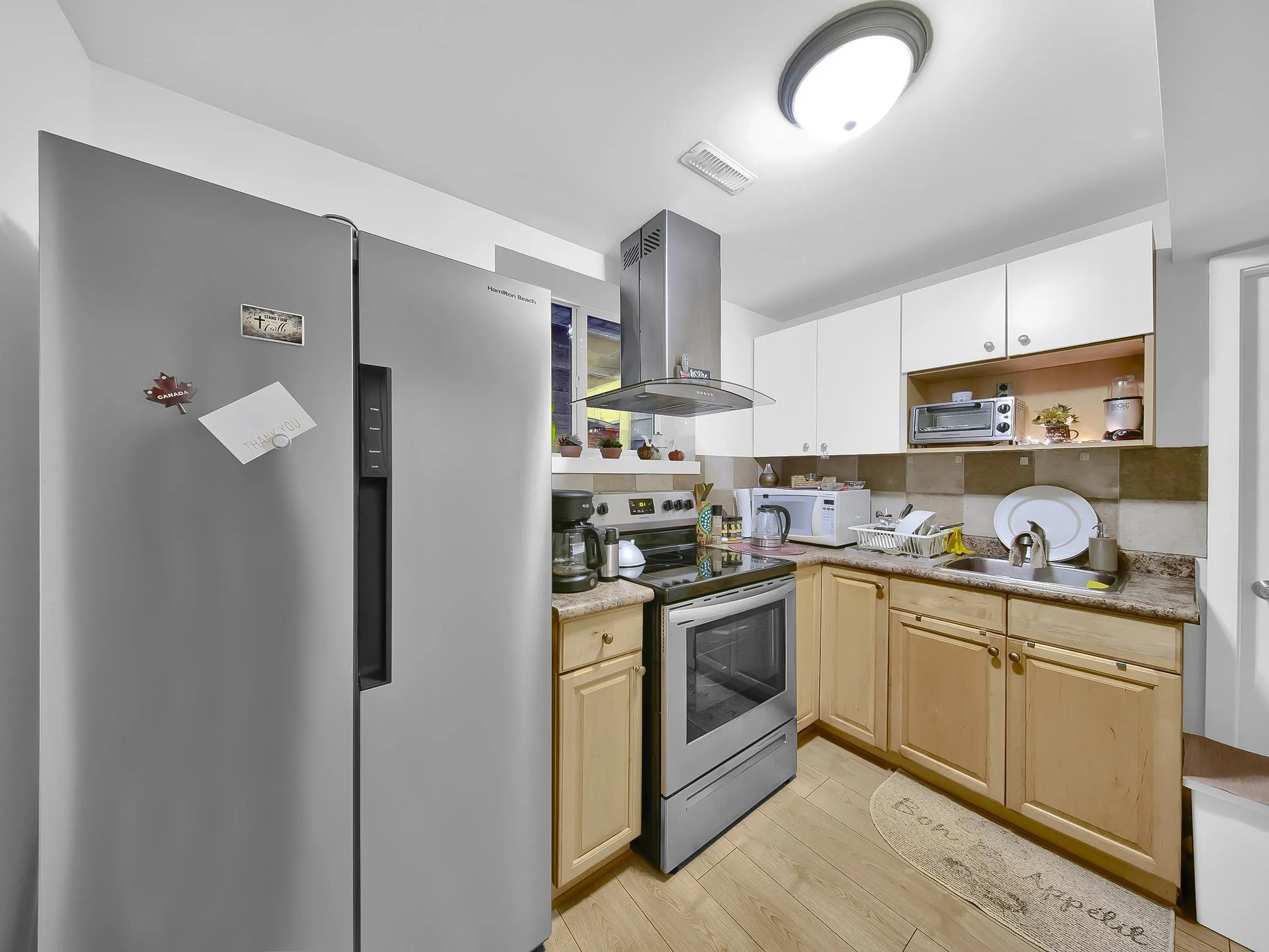 1176 W 17th Street