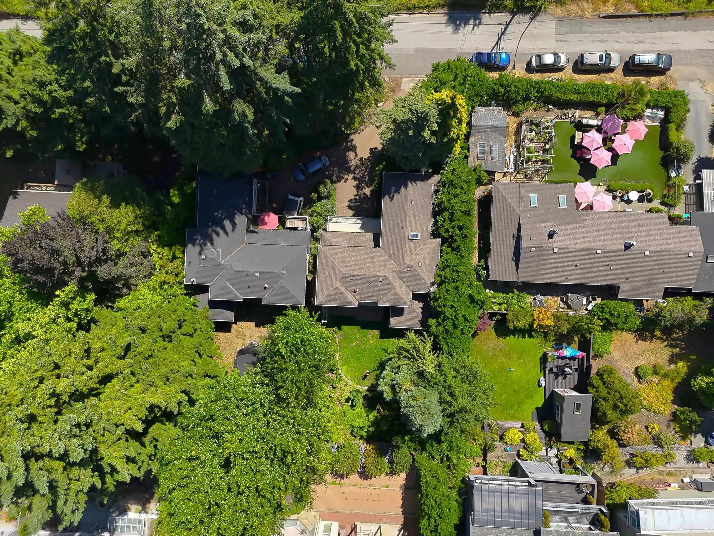1176 W 17th Street