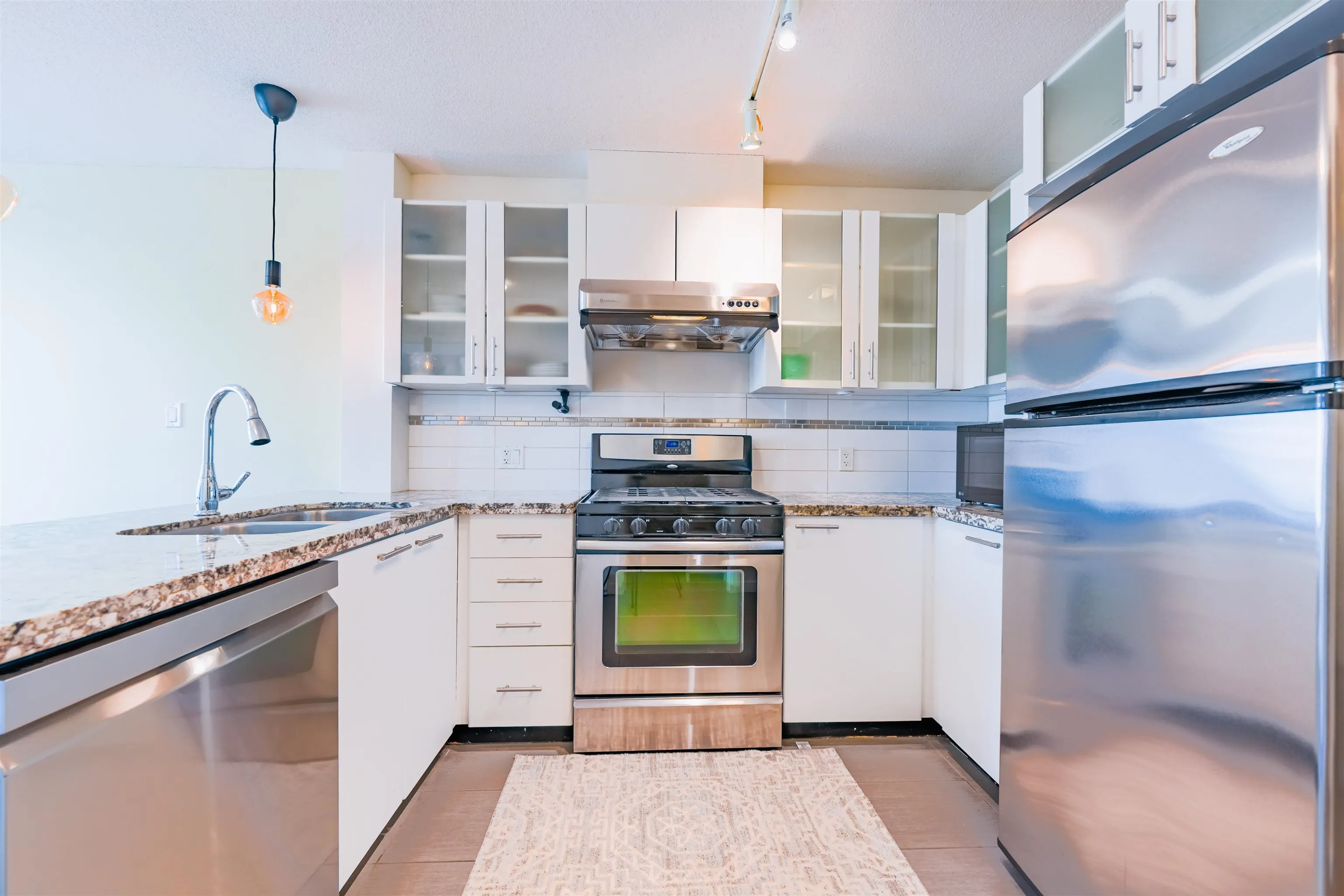 511 7888 Saba Road