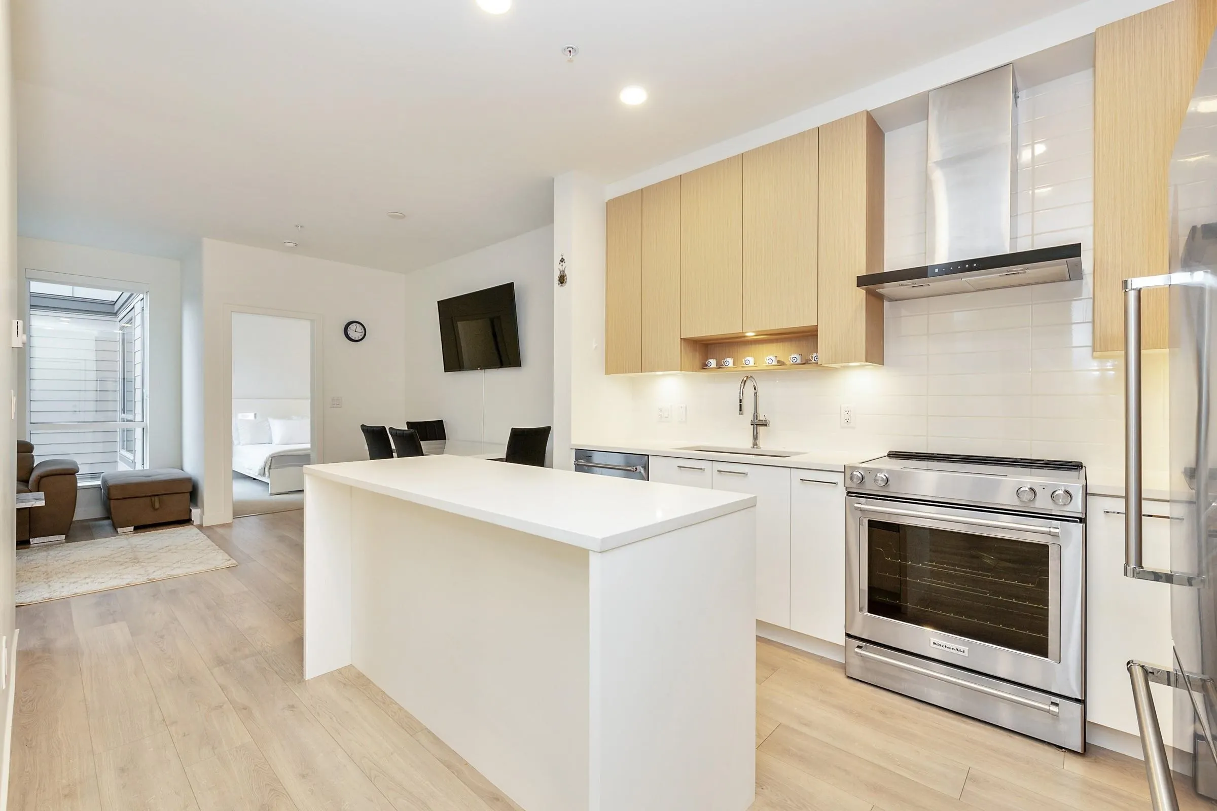 522 7588 16th Street