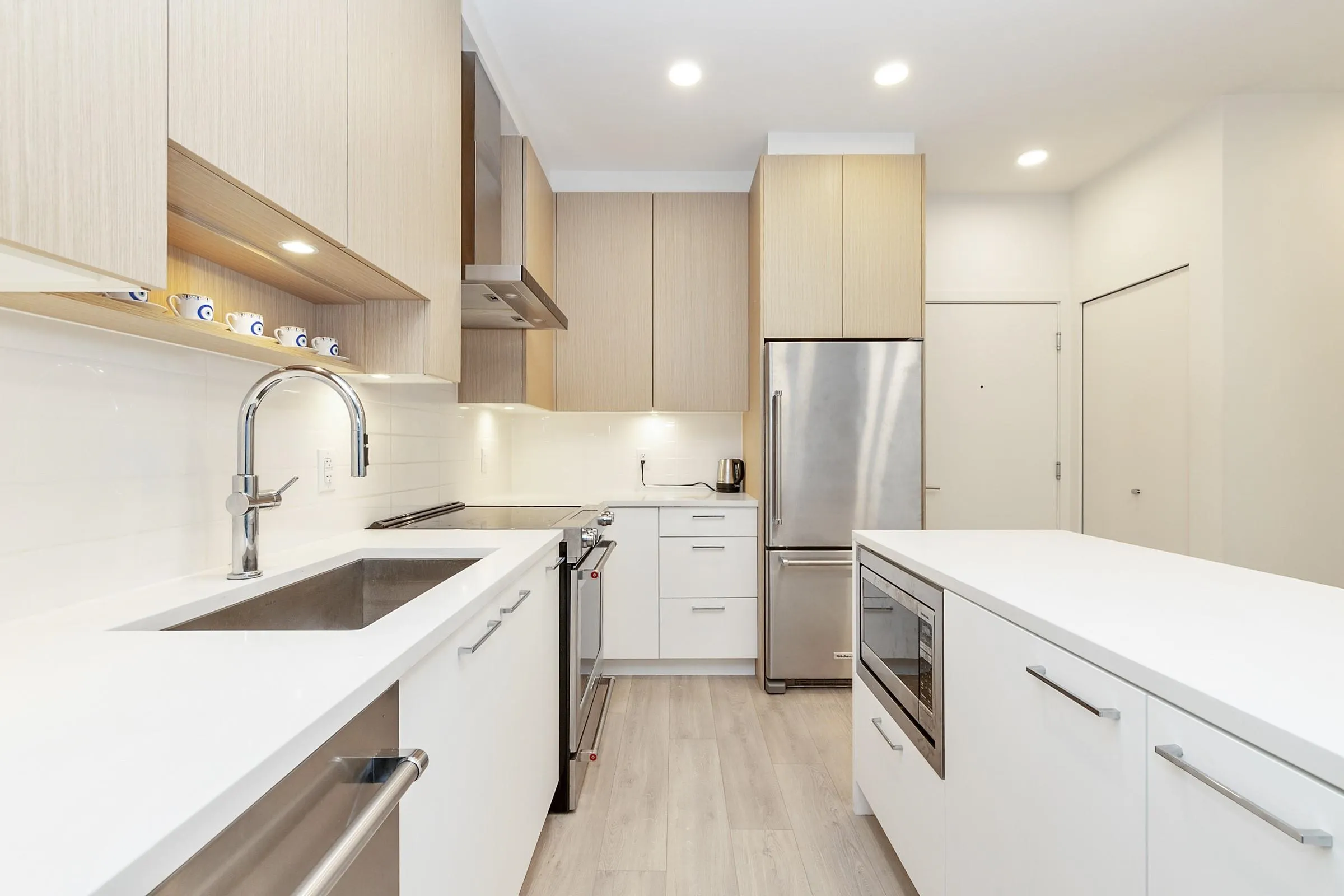 522 7588 16th Street