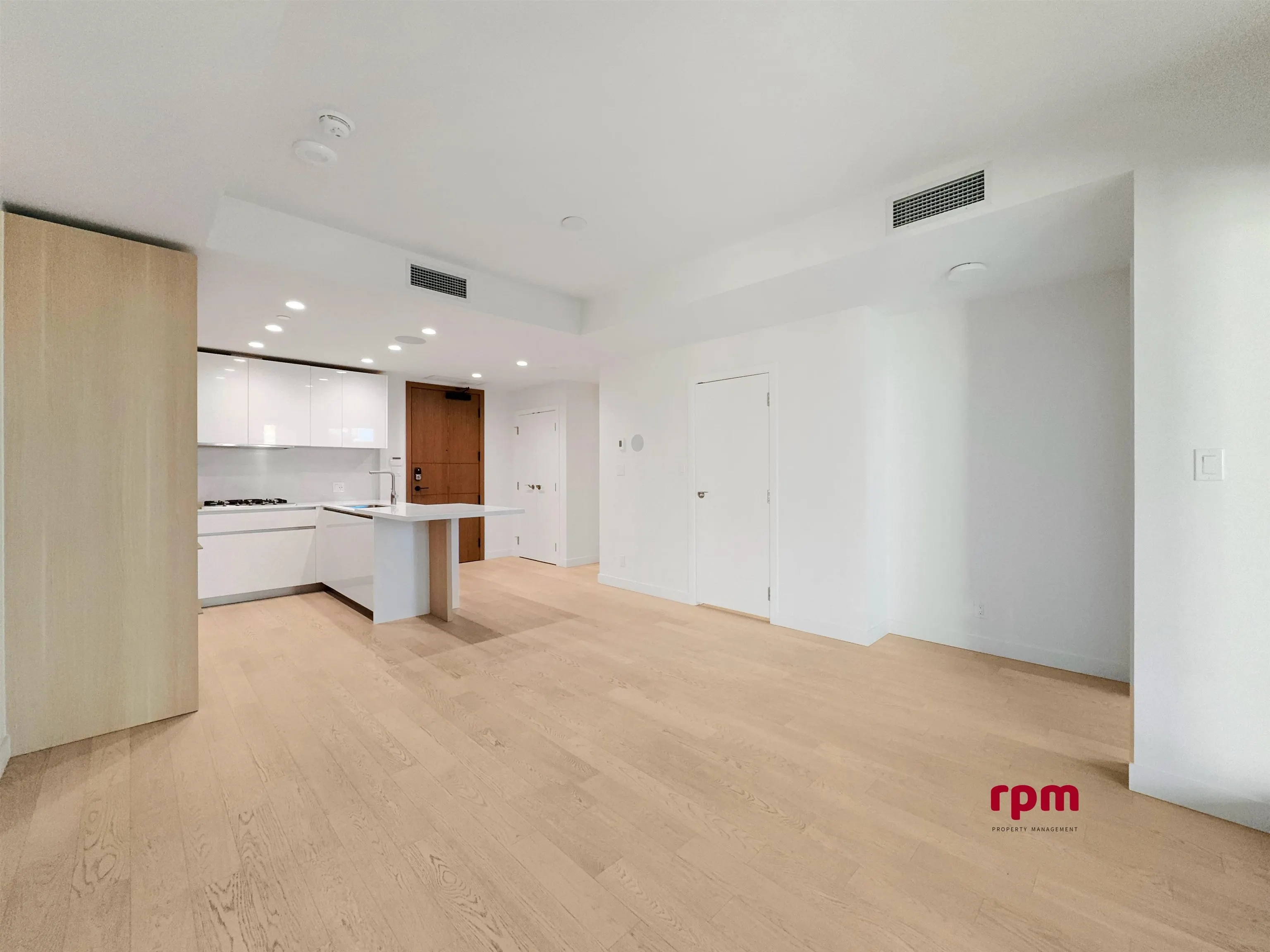 3xx 6811 Pearson Way