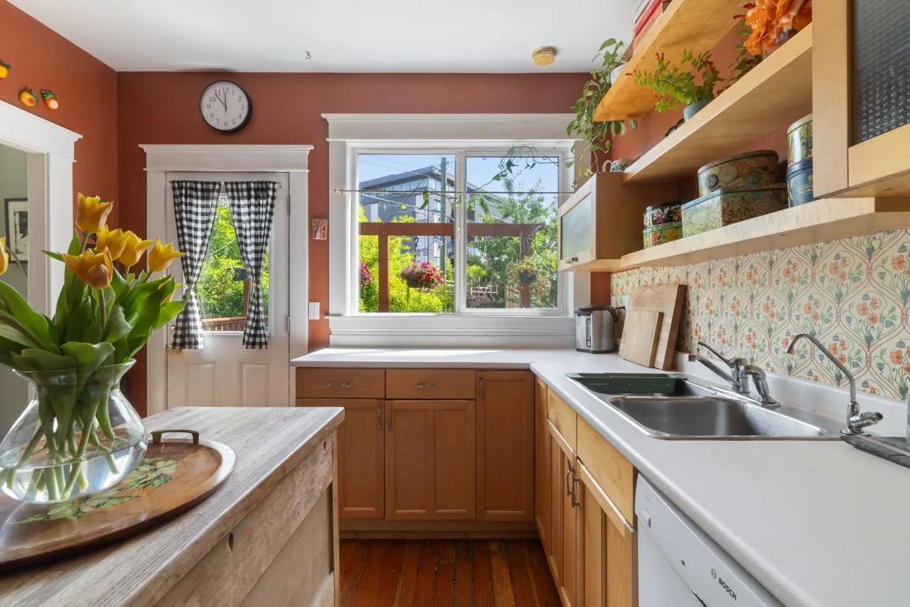 3432 St. Catherines Street