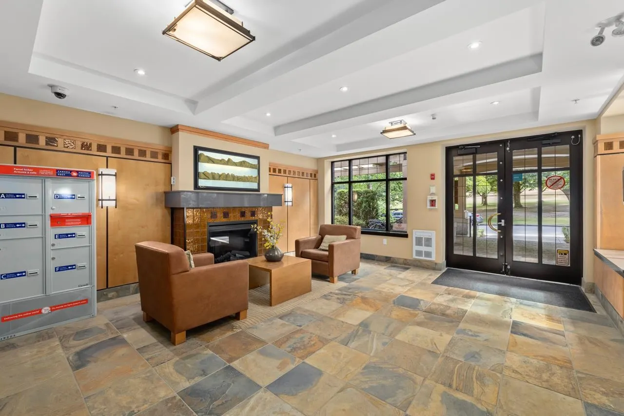 210 4885 Valley Drive