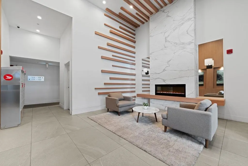 404 7133 14th Avenue