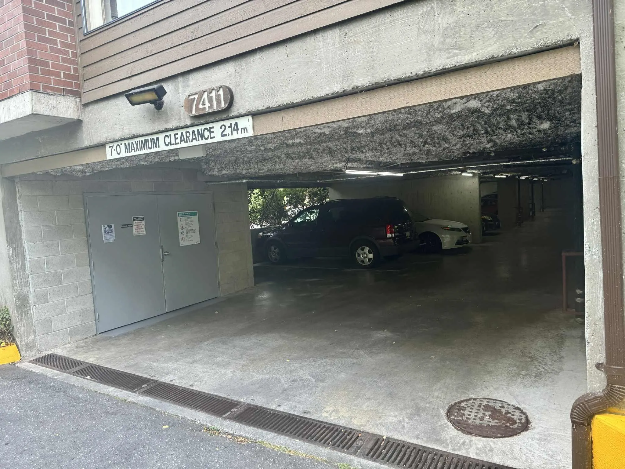 114 7411 Minoru Boulevard