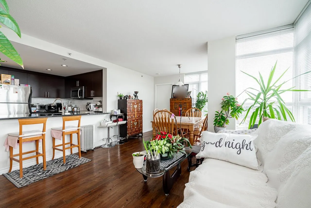 1901 555 Delestre Avenue