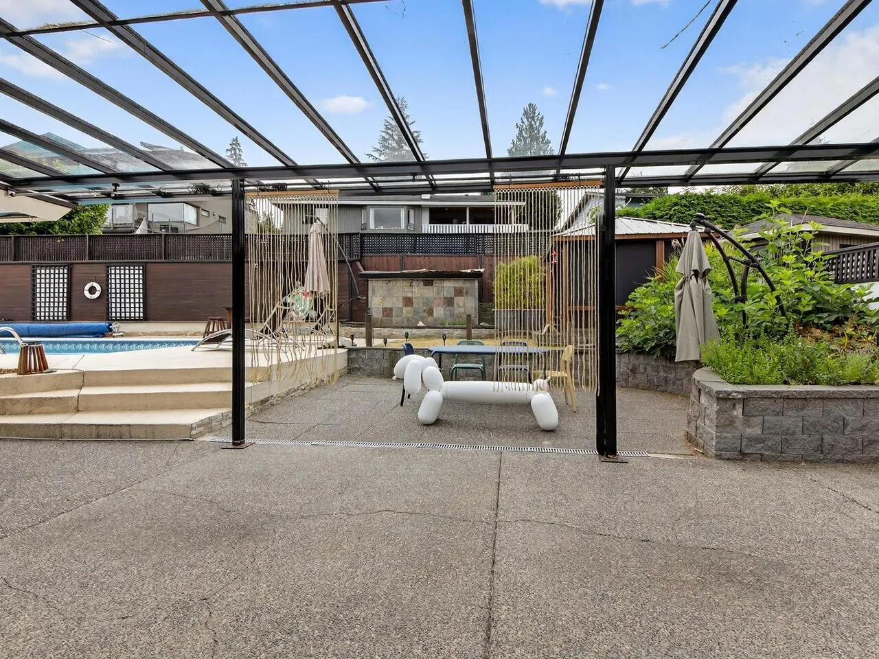 1052 Corona Crescent