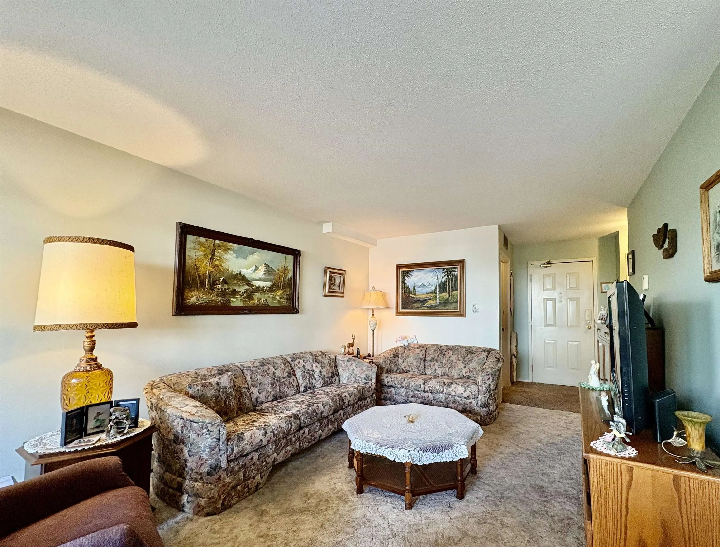 121 32853 Landeau Place