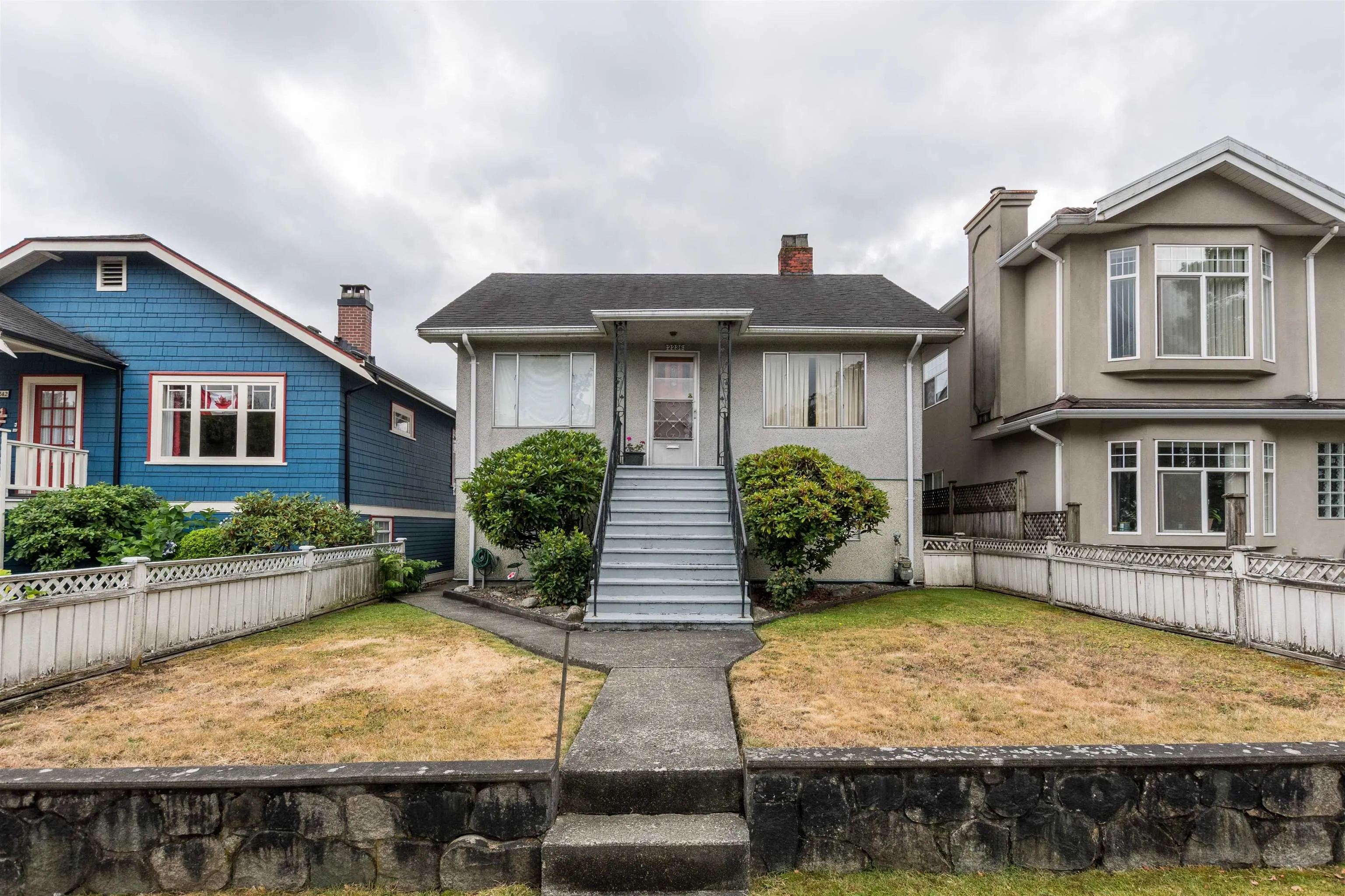 2236 Kitchener Street