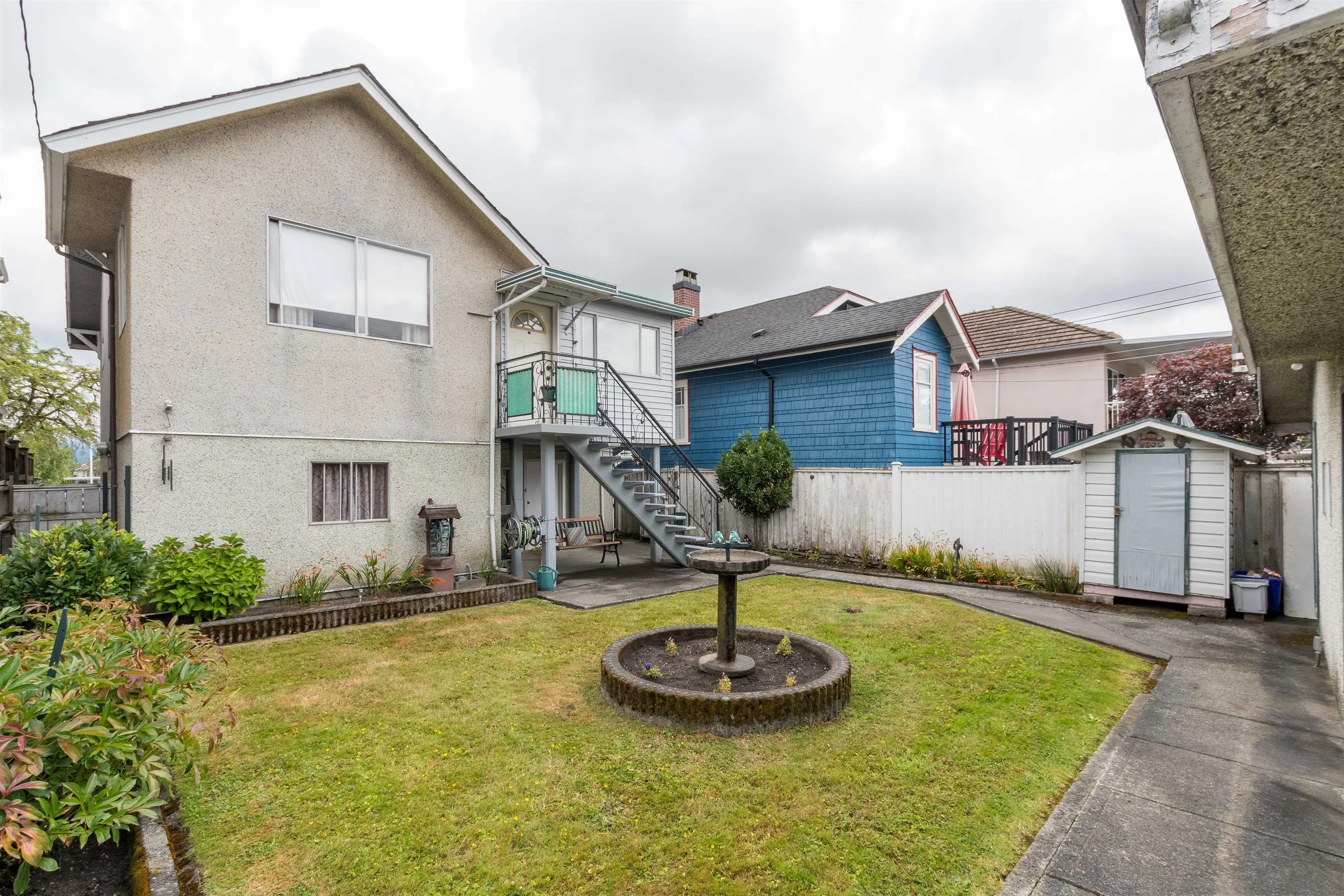 2236 Kitchener Street
