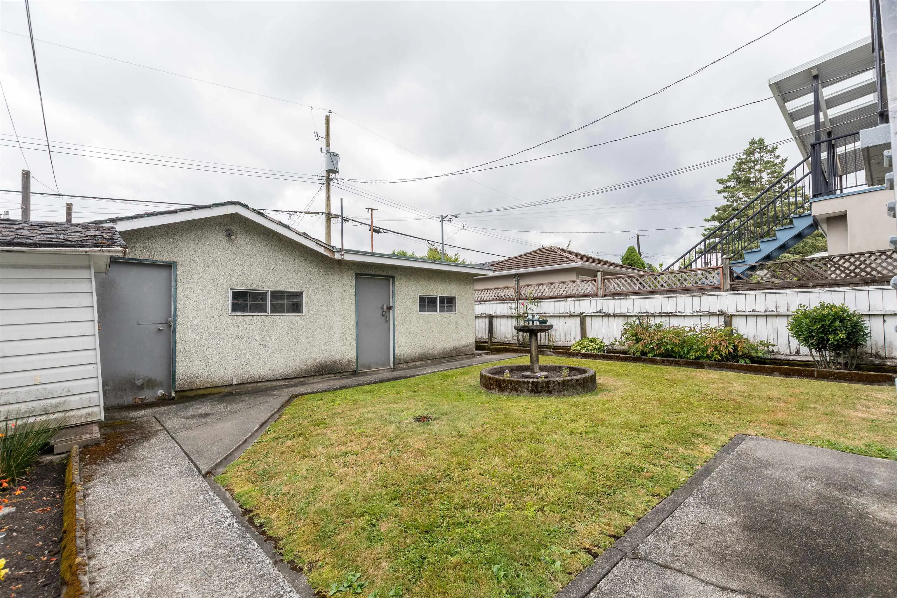 2236 Kitchener Street