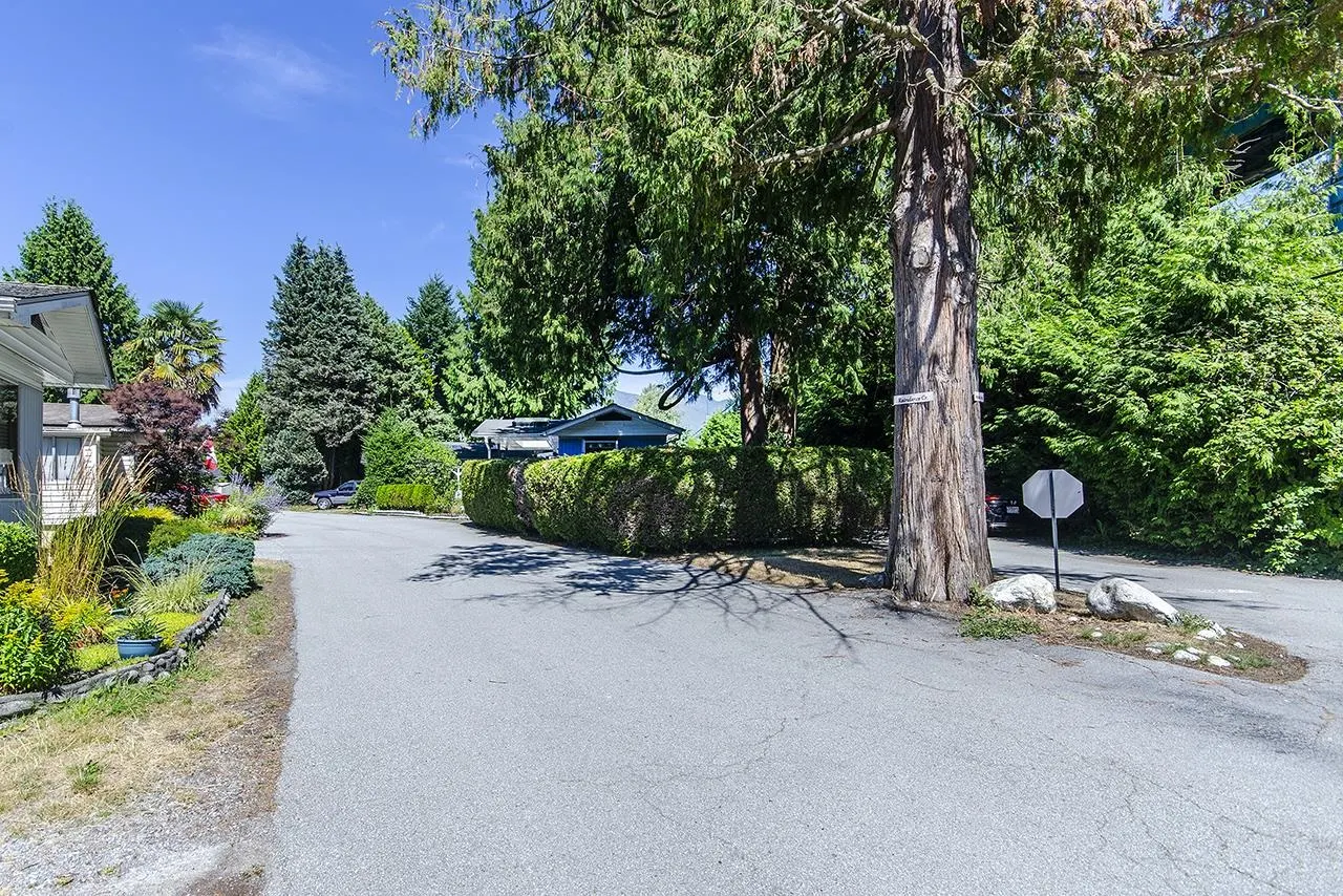 422 Raindance Crescent