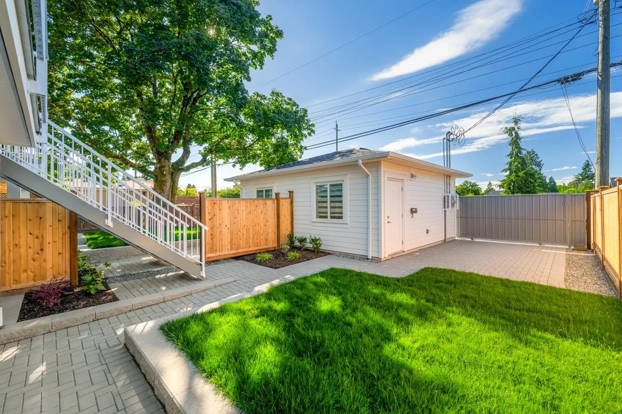 7381 W Imperial Street