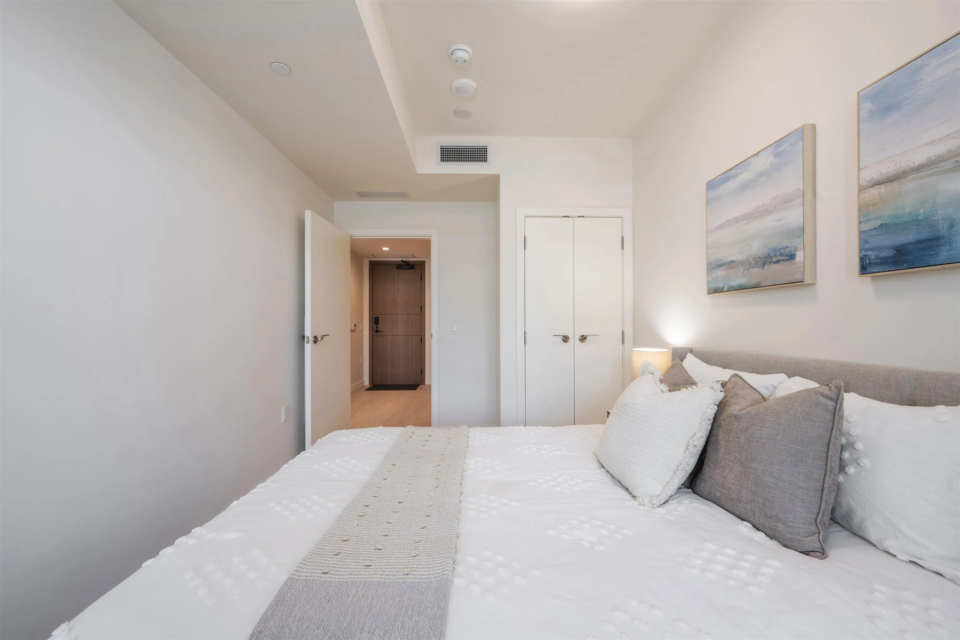 805 6811 Pearson Way