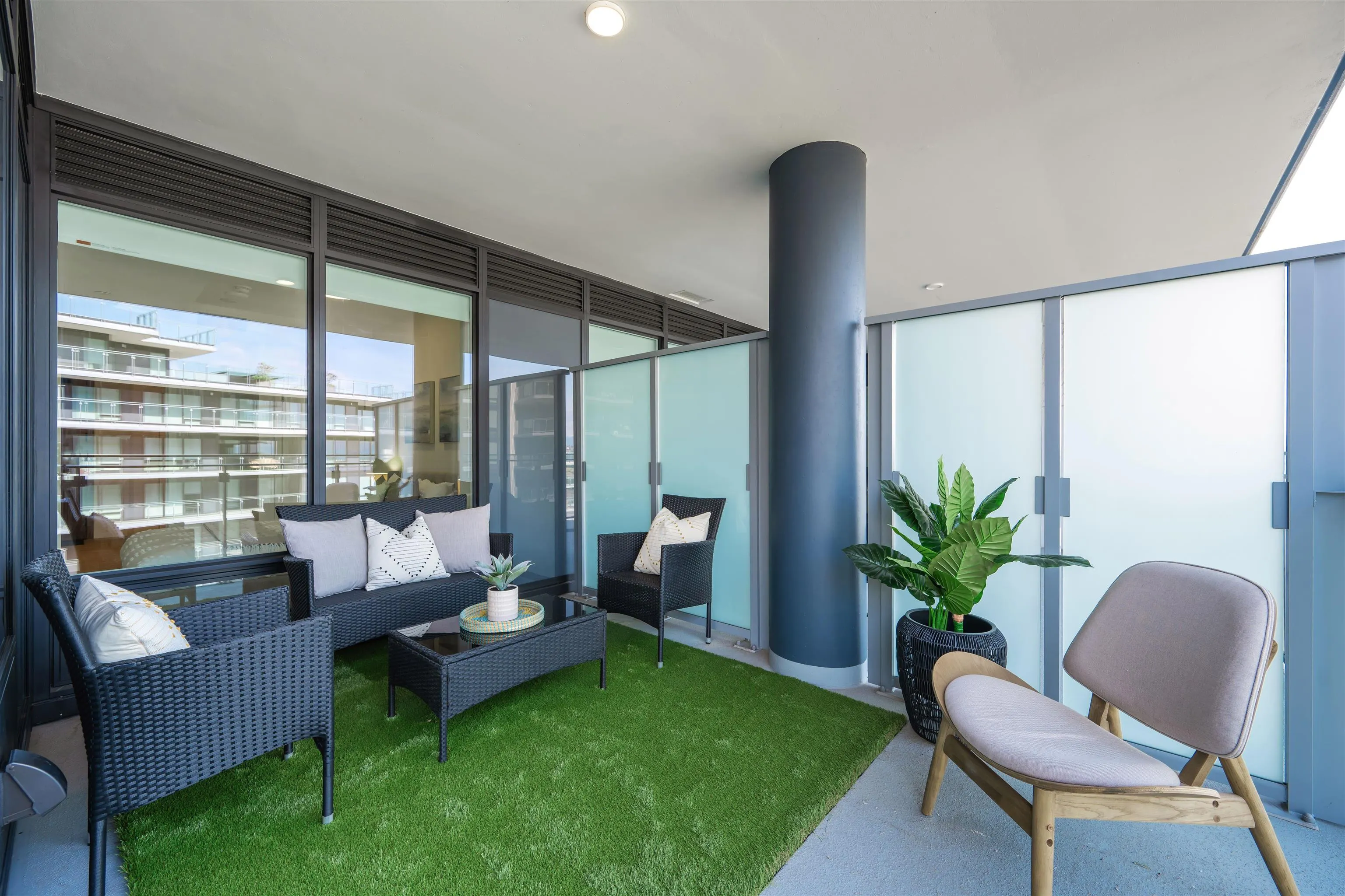 805 6811 Pearson Way