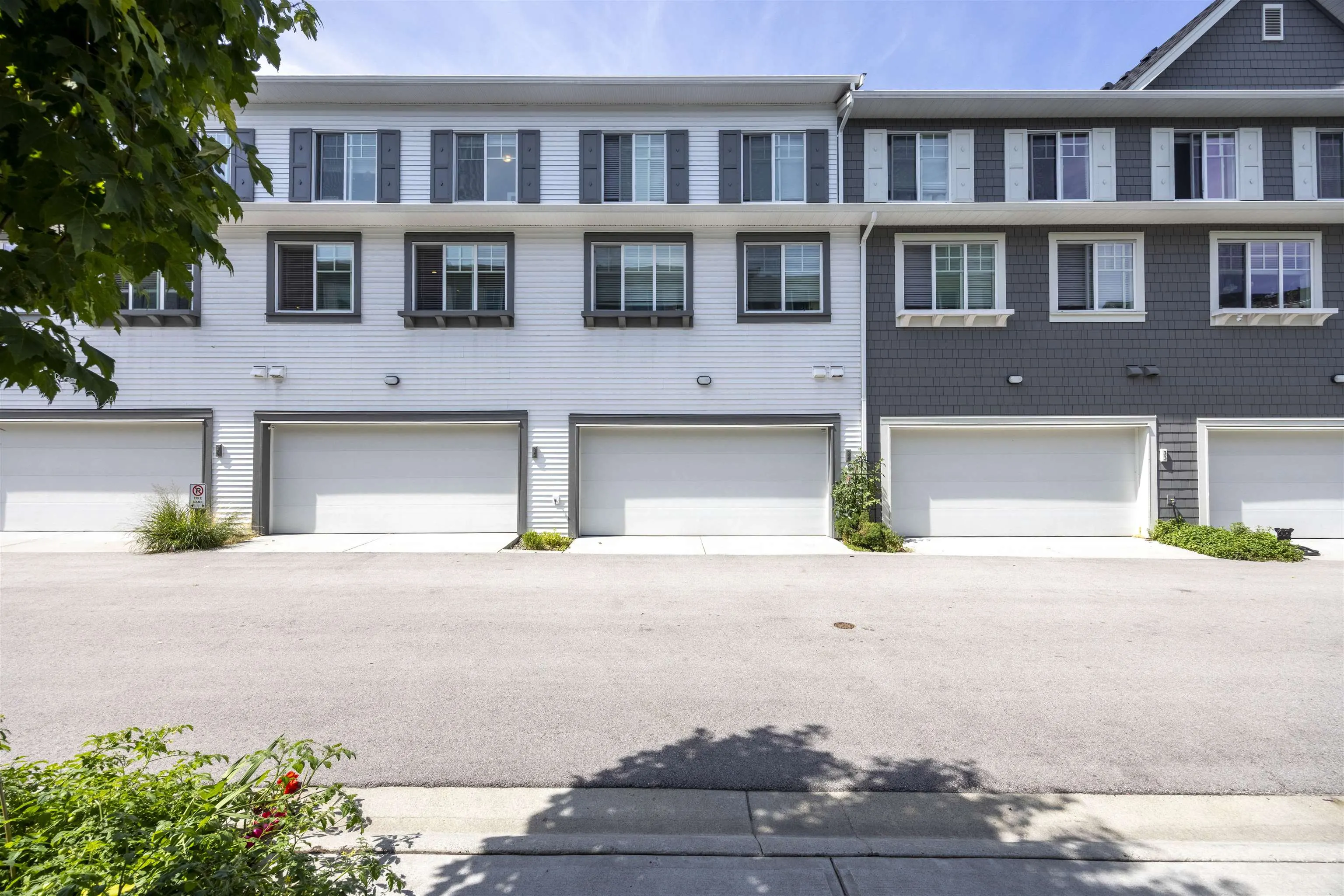 35 15487 99a Avenue