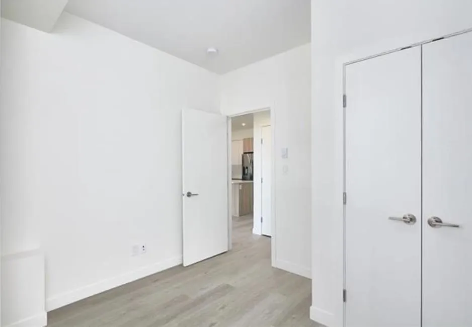 605 2649 James Street