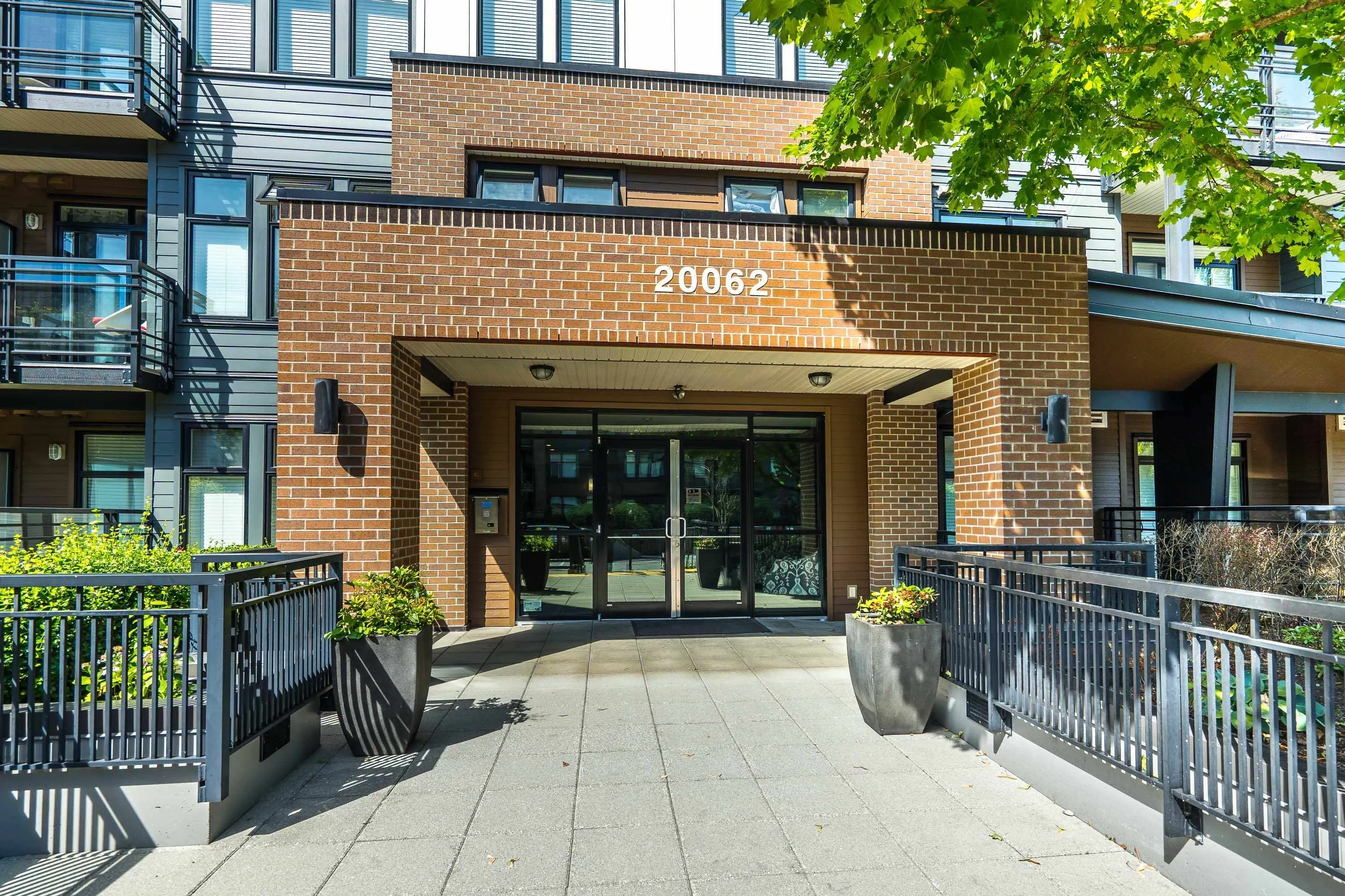 307 20062 Fraser Highway