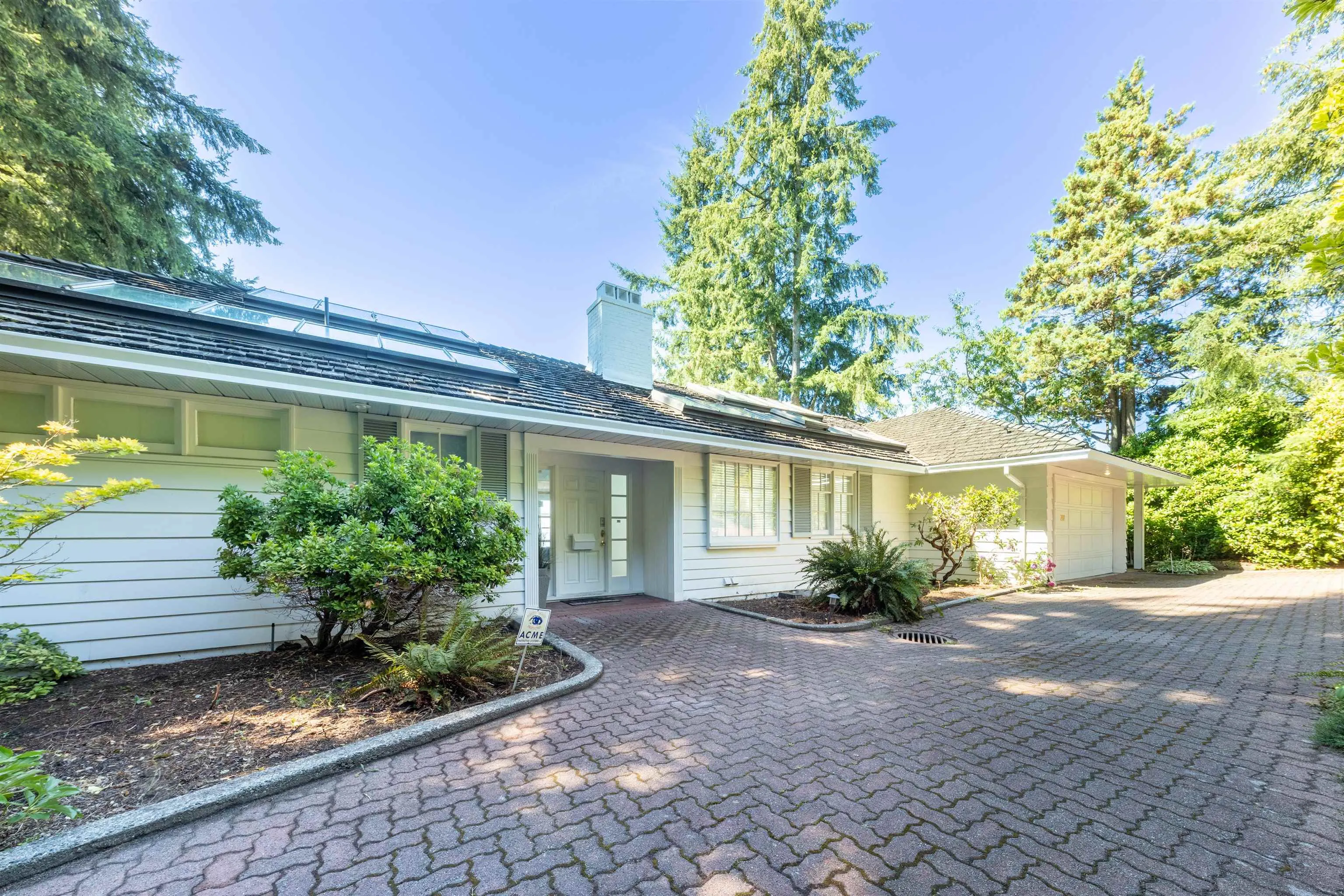790 Fairmile Road