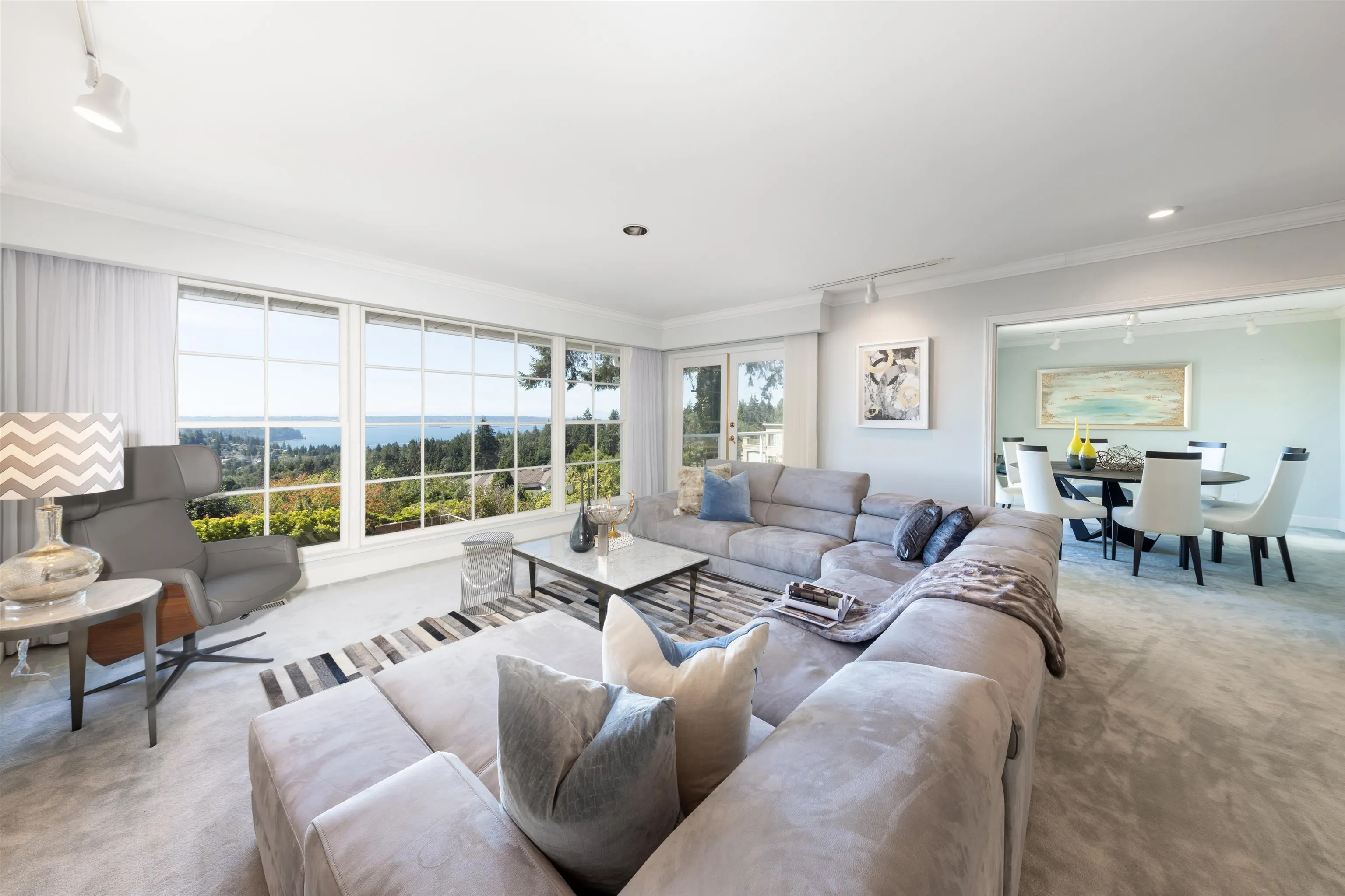790 Fairmile Road