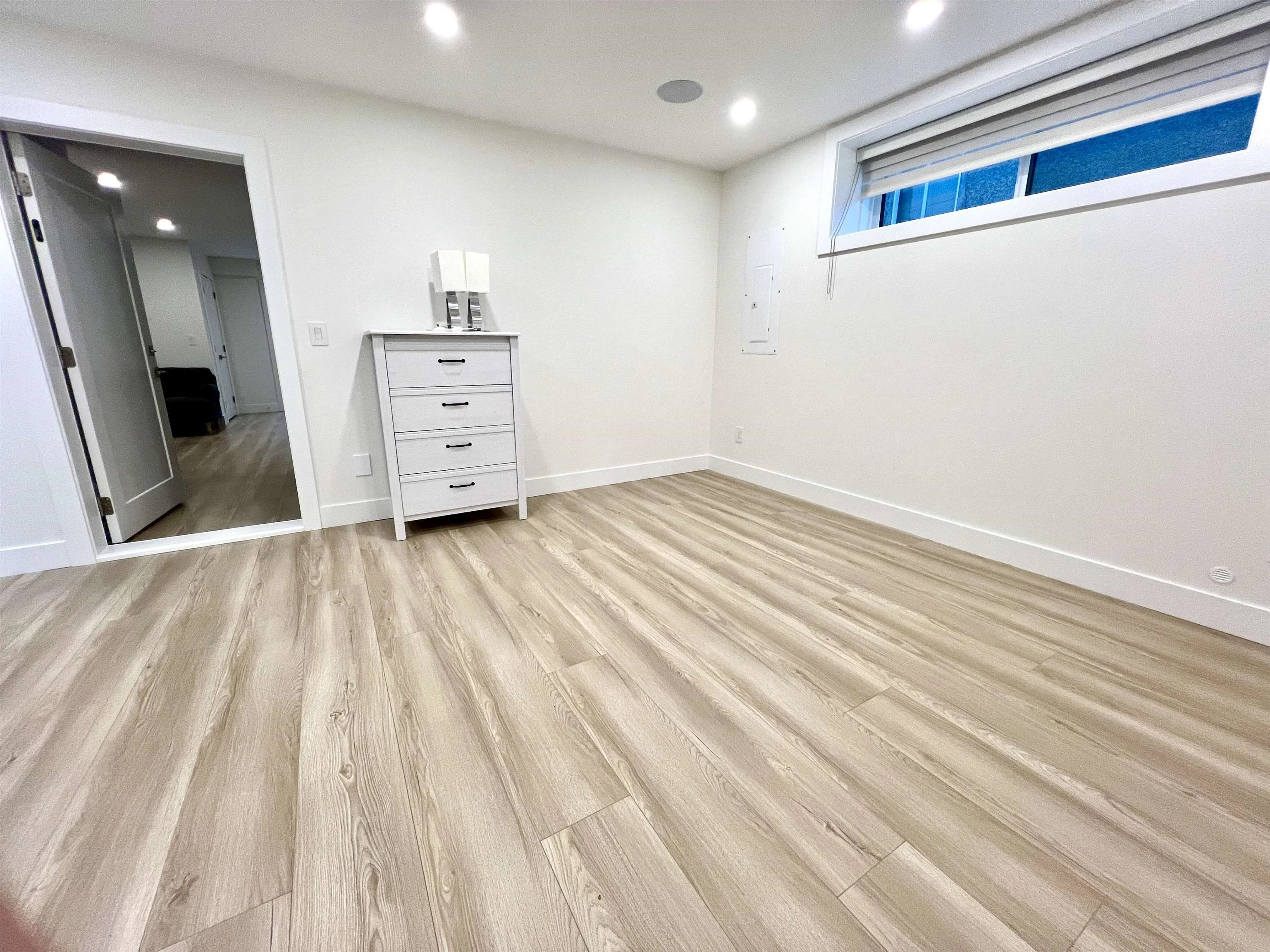 30XX E 56th Avenue