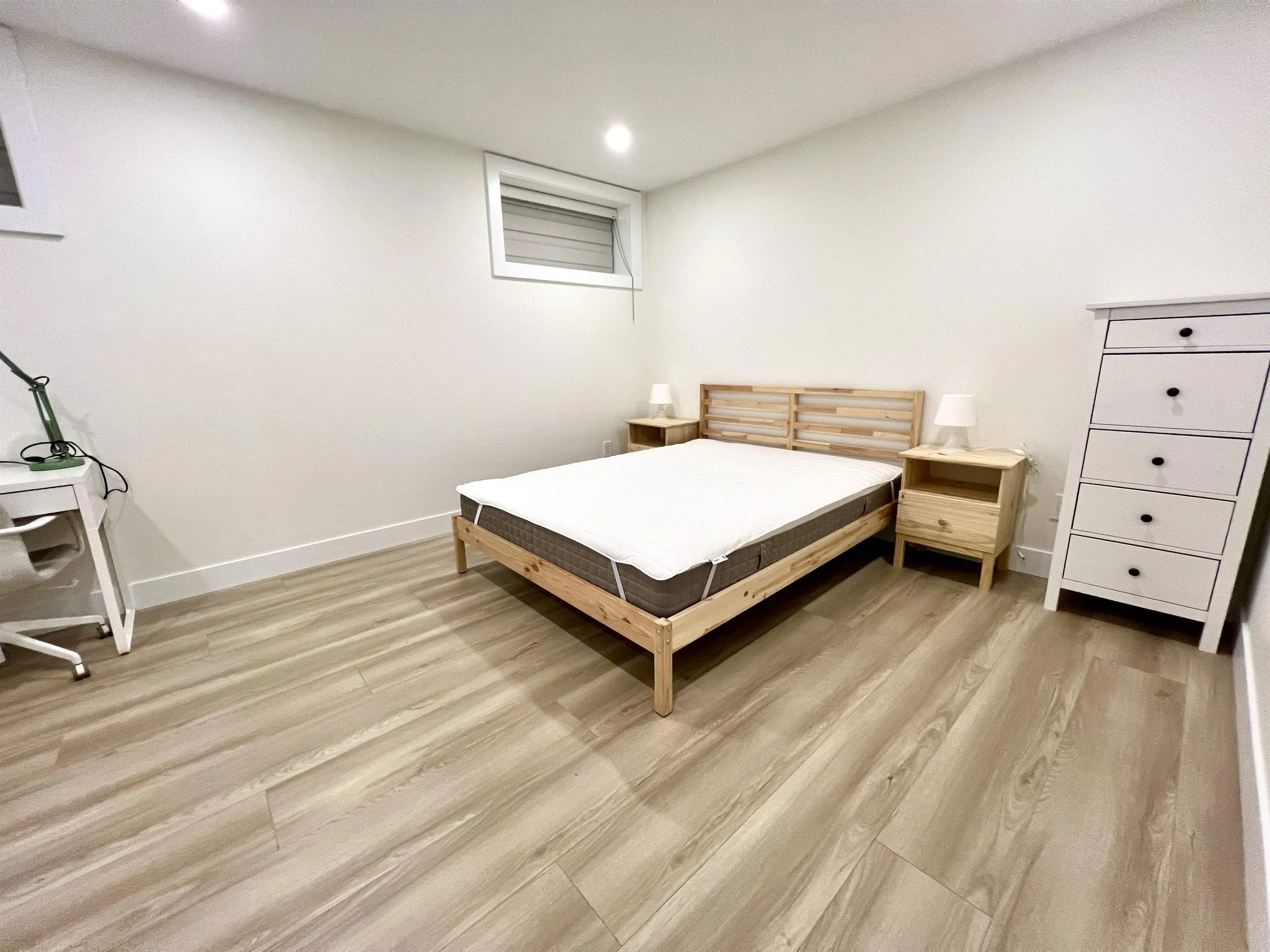 30XX E 56th Avenue