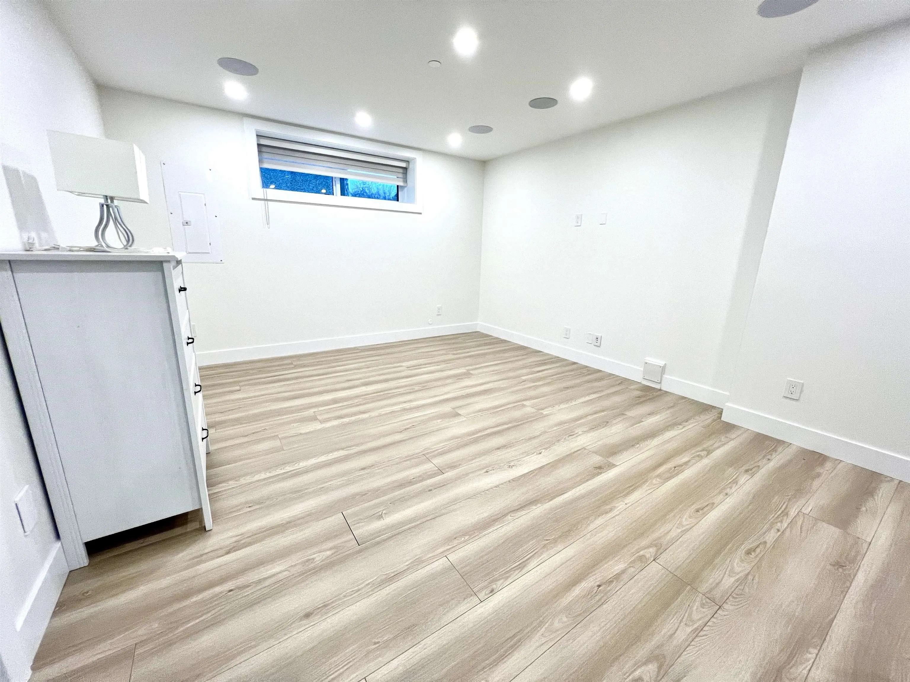 30XX E 56th Avenue