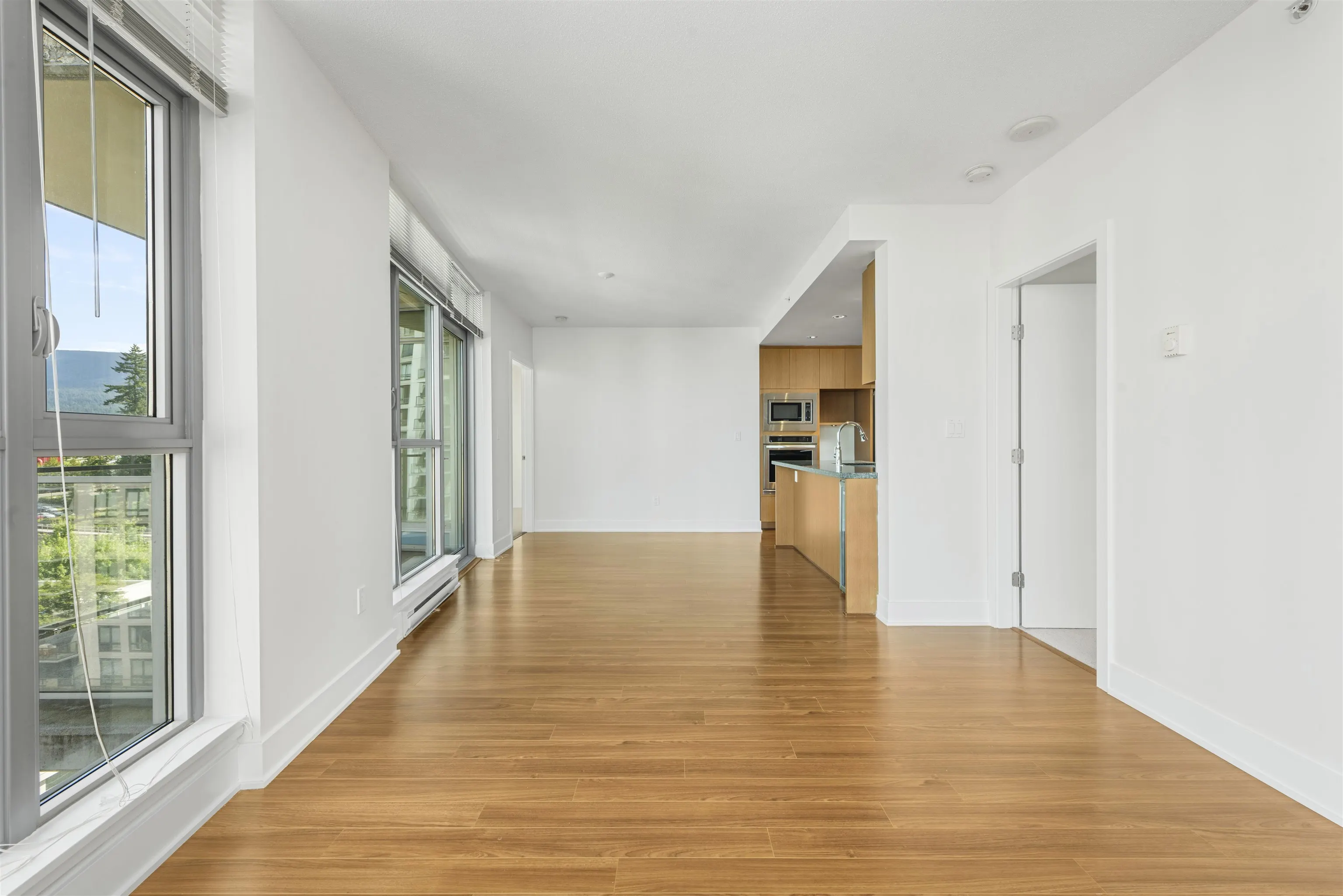 1002 3008 Glen Drive