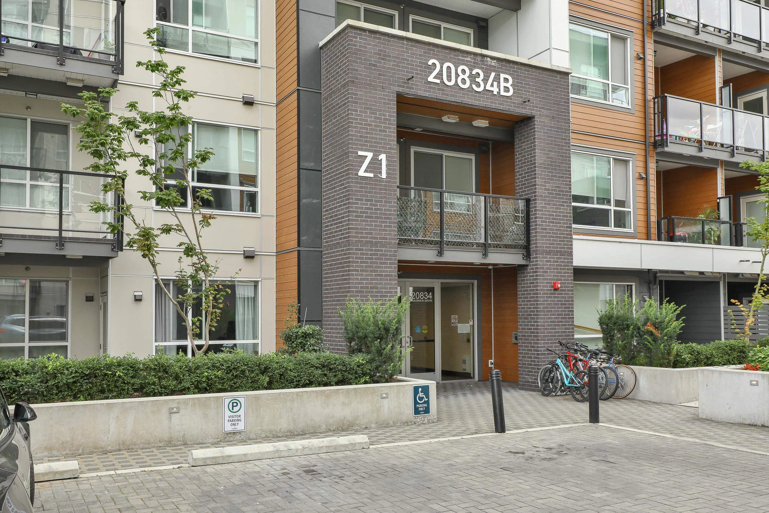 B508 20834 80 Avenue