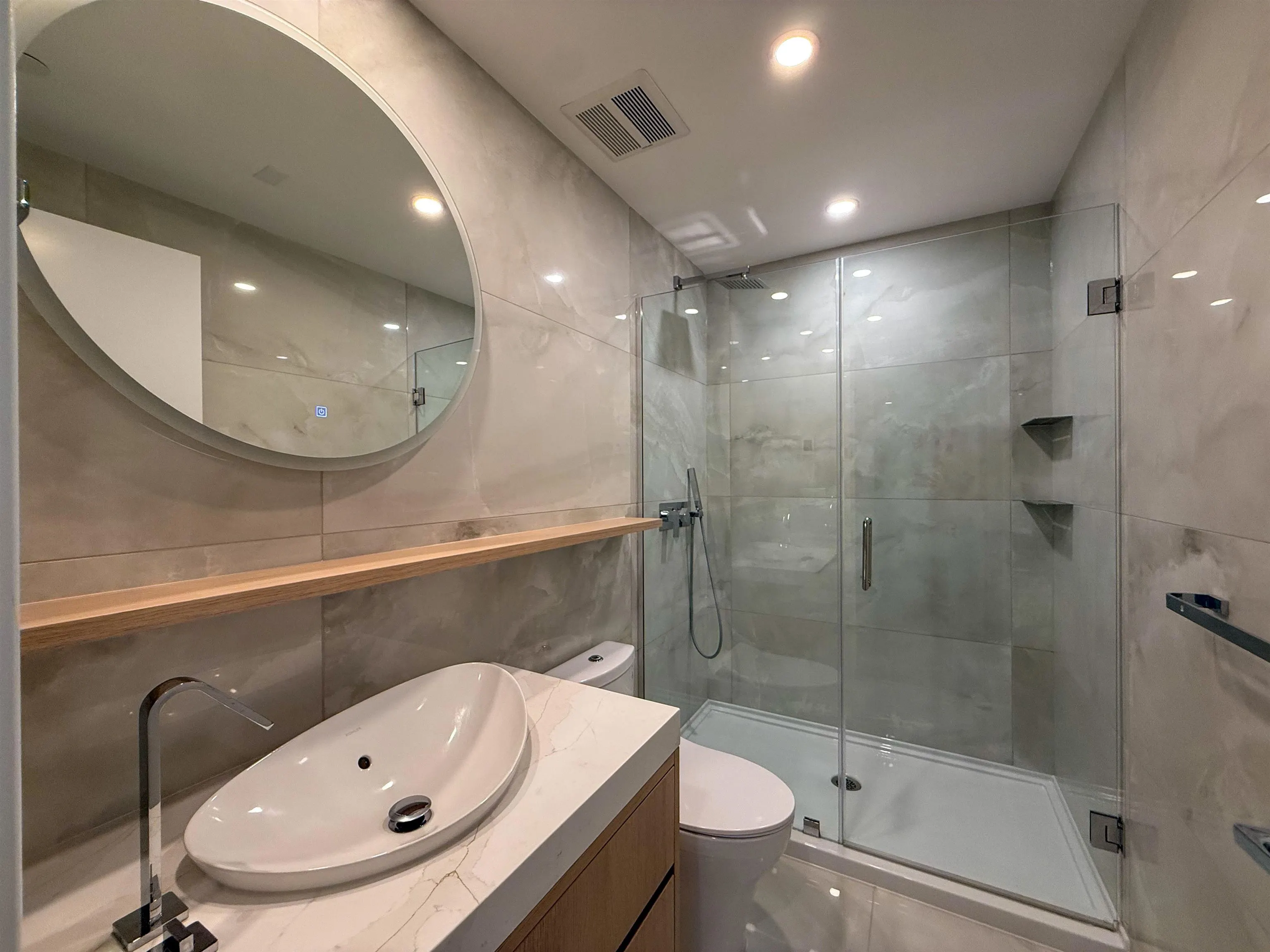 313 1342 Johnston Road