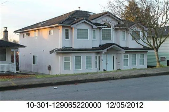 6522 Broadway Avenue