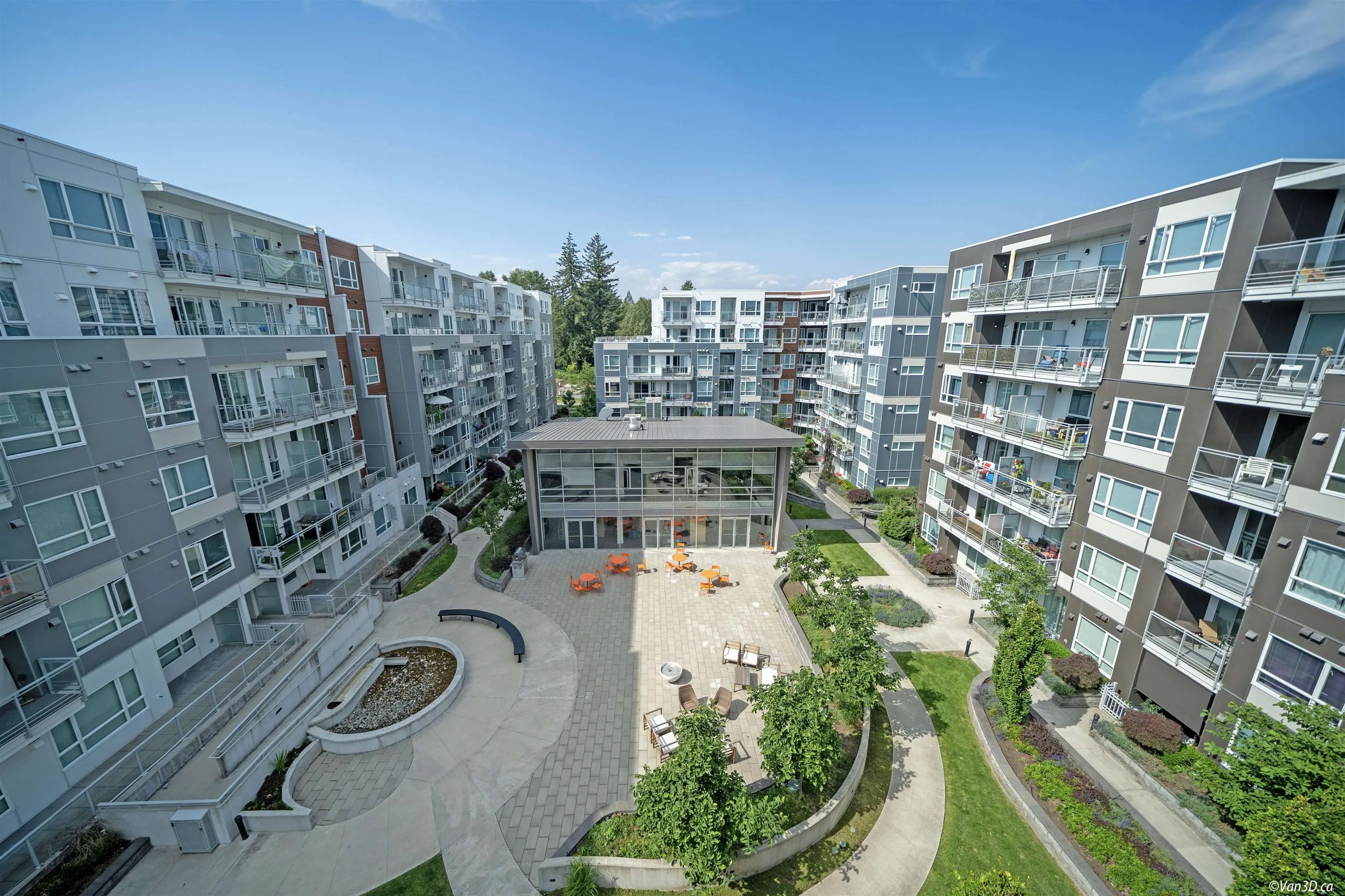 319 10581 140 Street