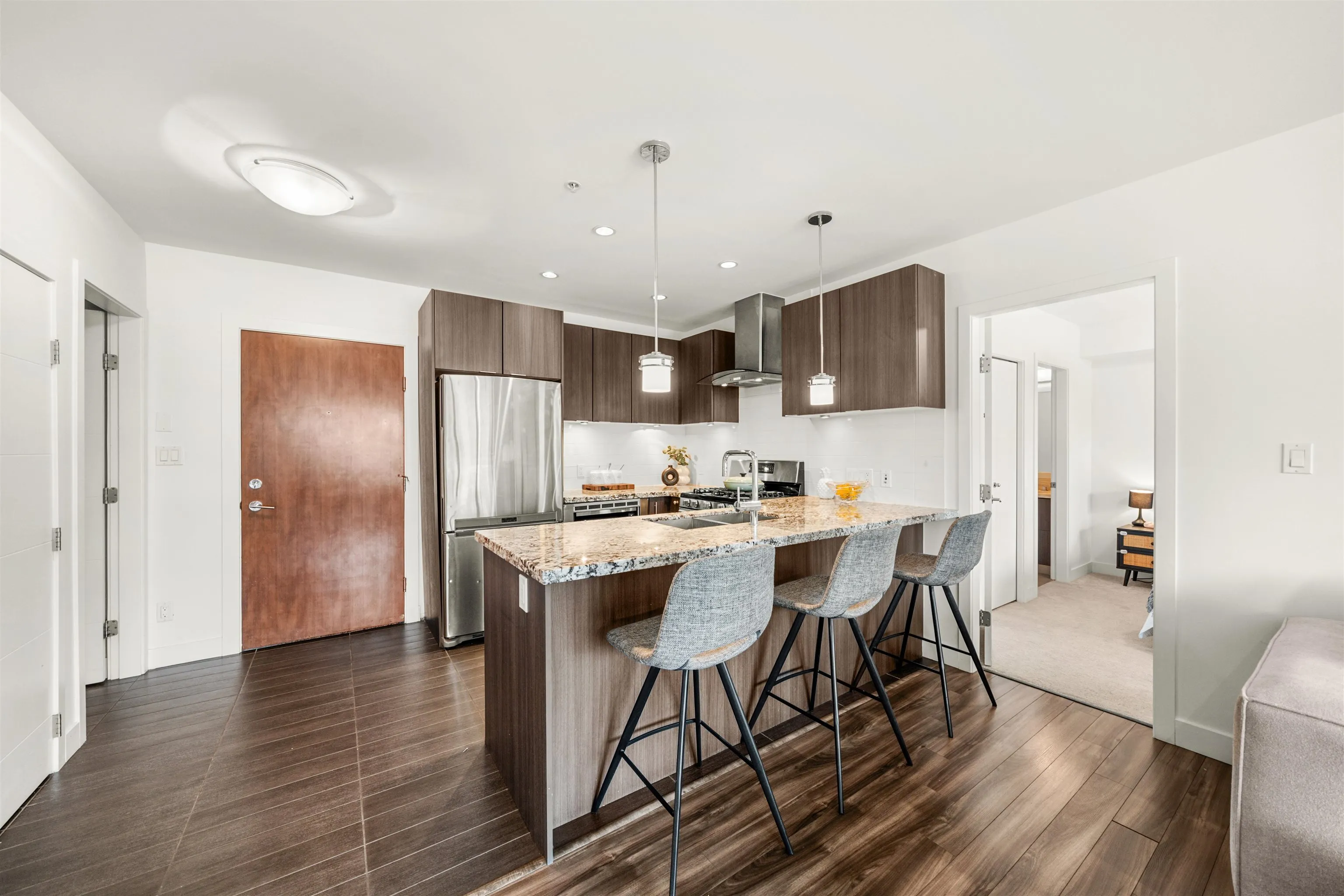 201 5688 Hastings Street