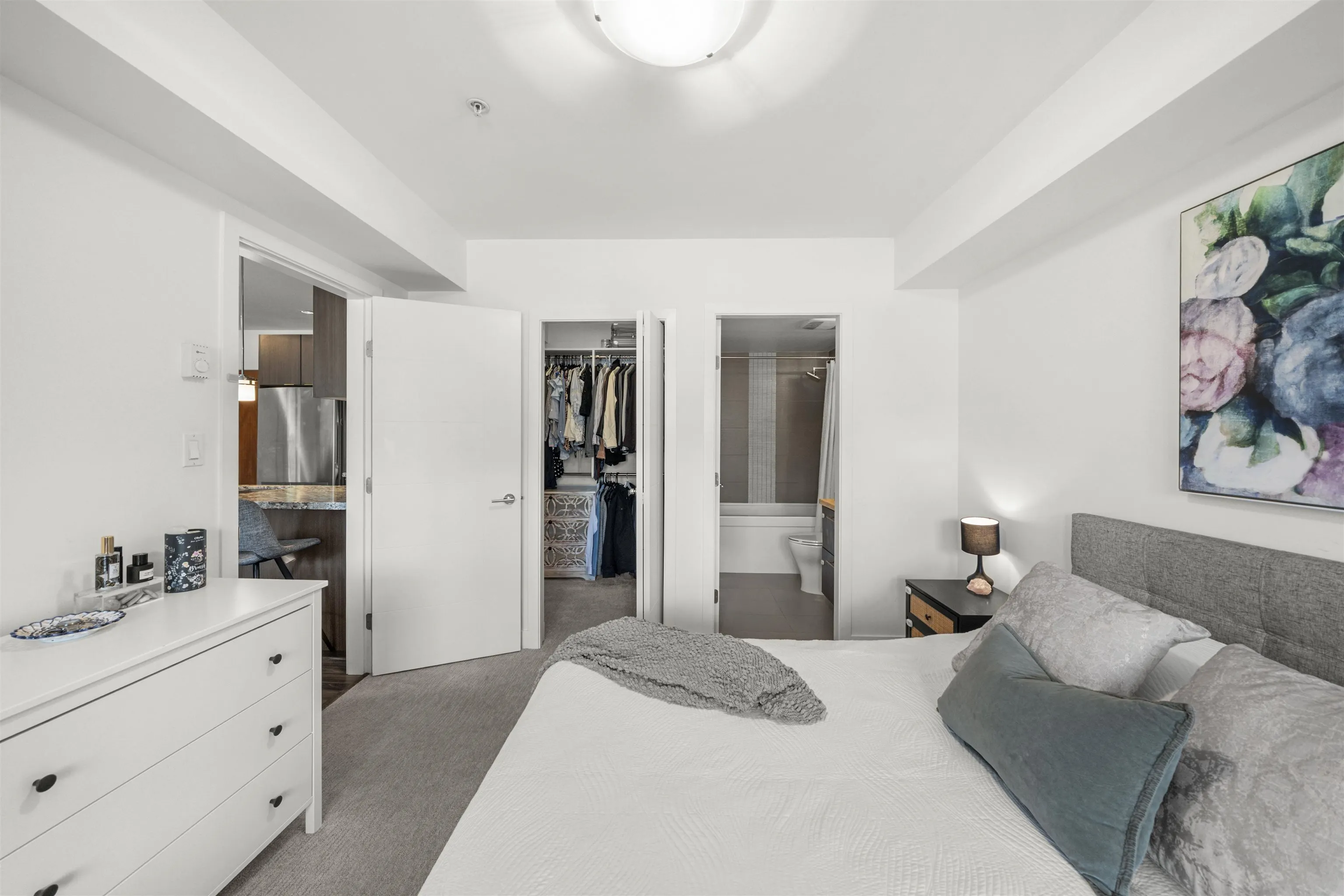 201 5688 Hastings Street