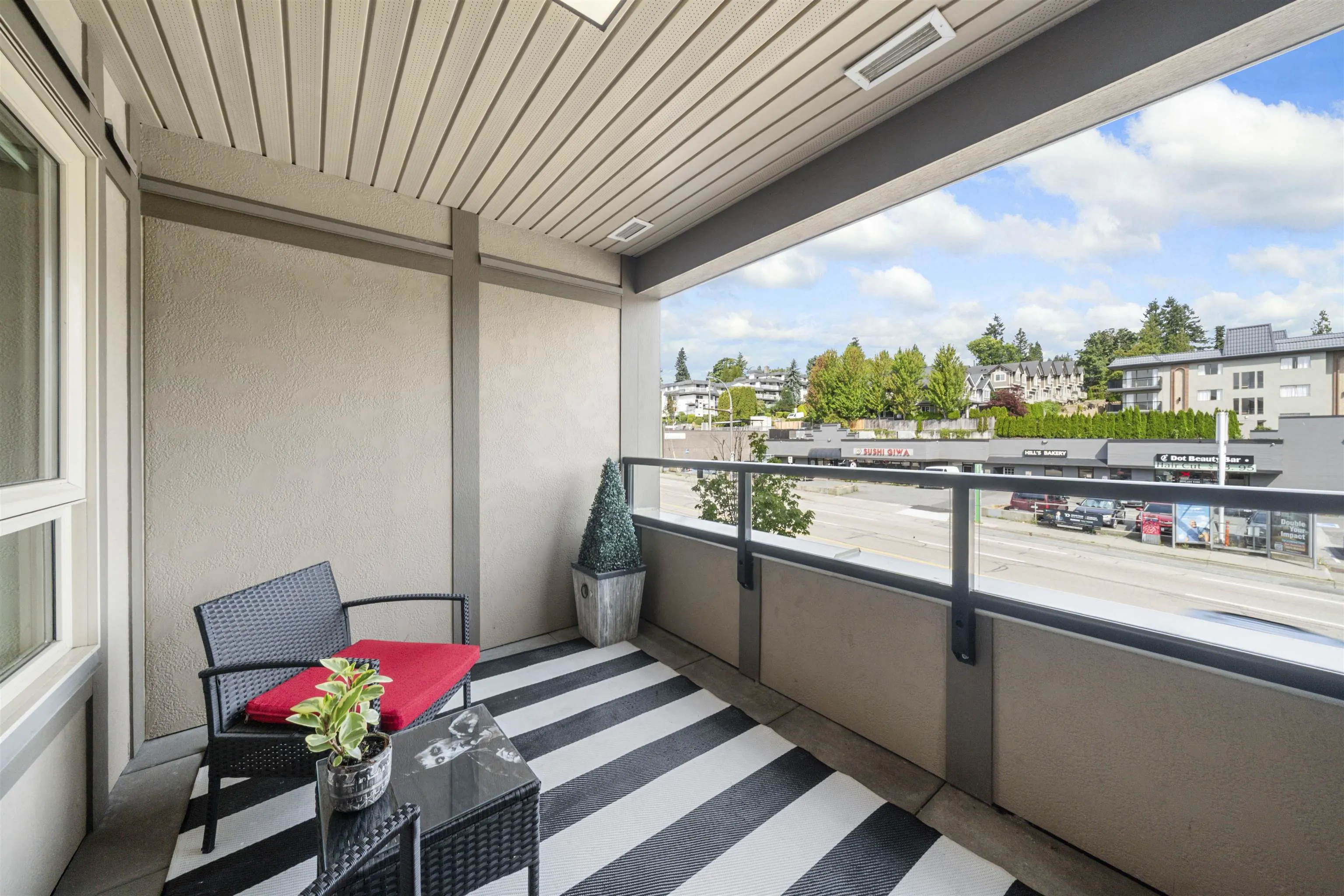 201 5688 Hastings Street