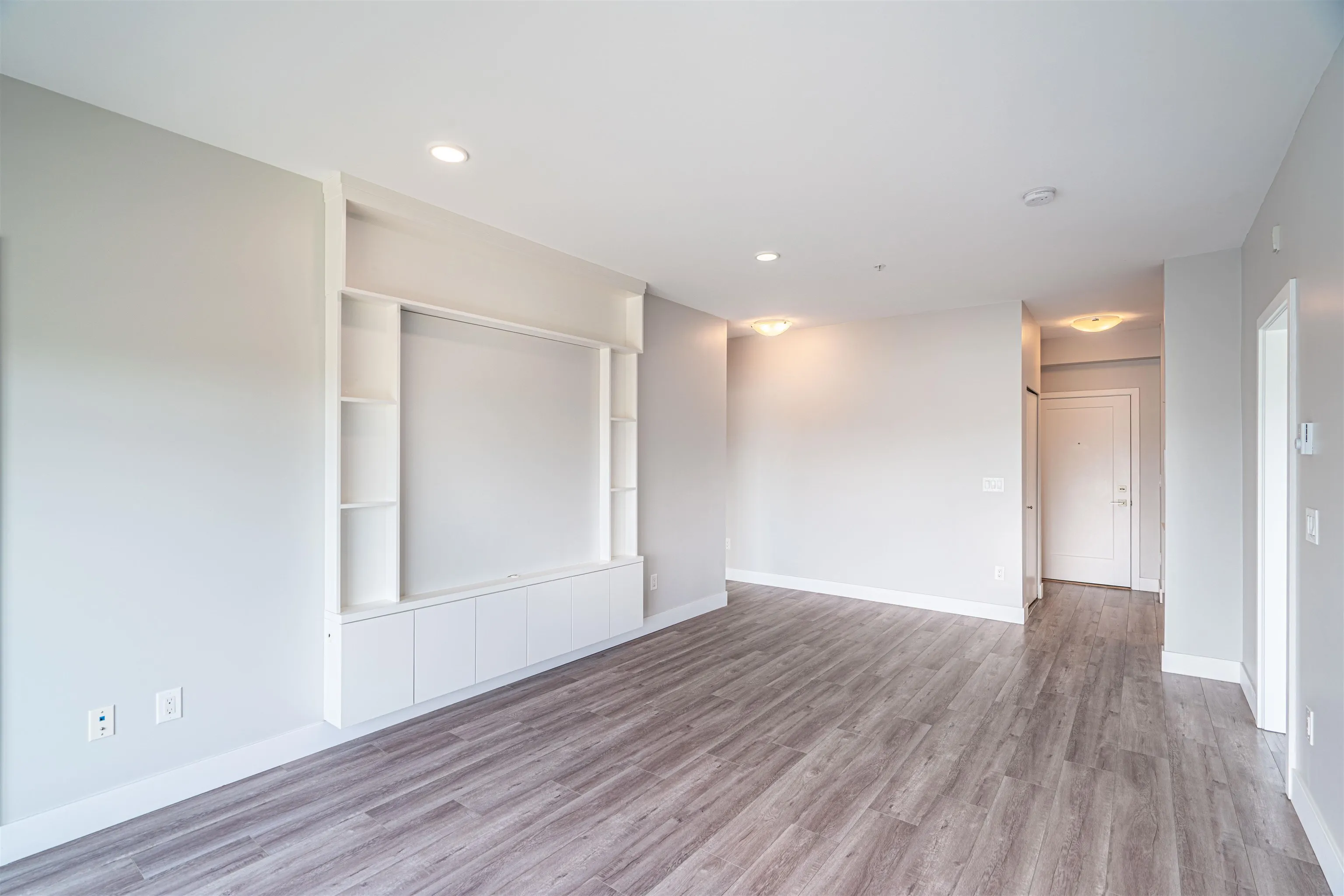 516 9015 120 Street
