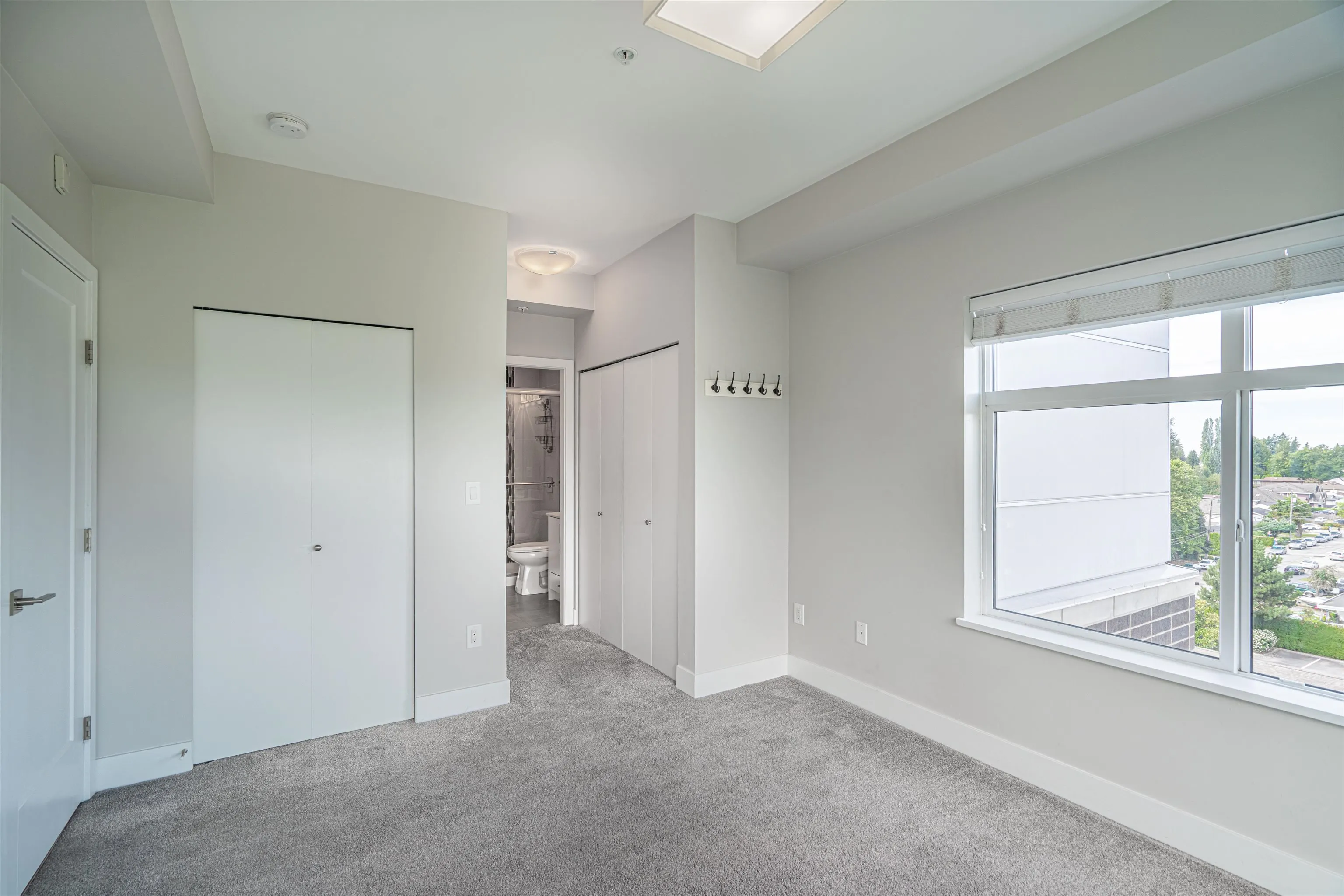 516 9015 120 Street