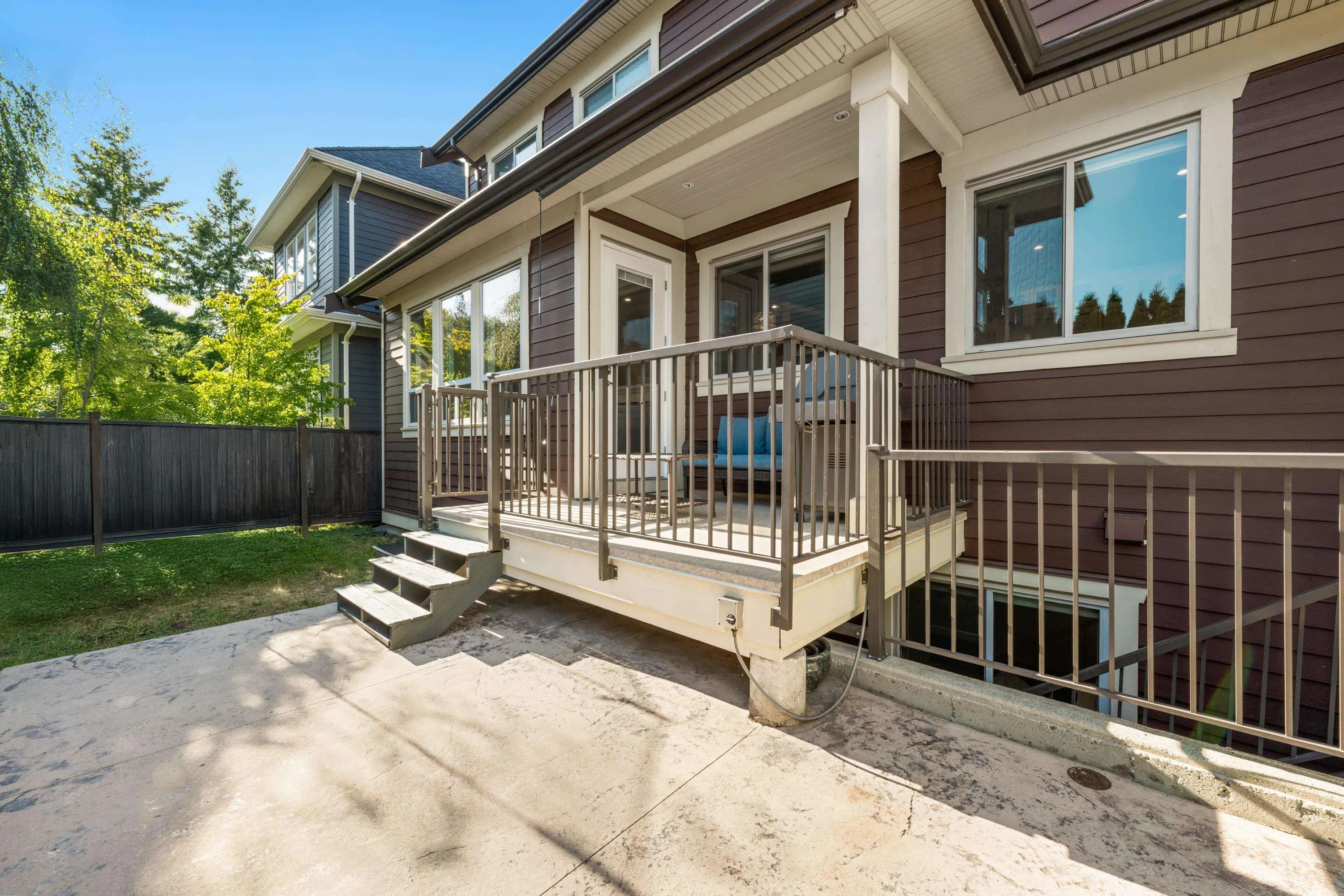 17112 3a Avenue