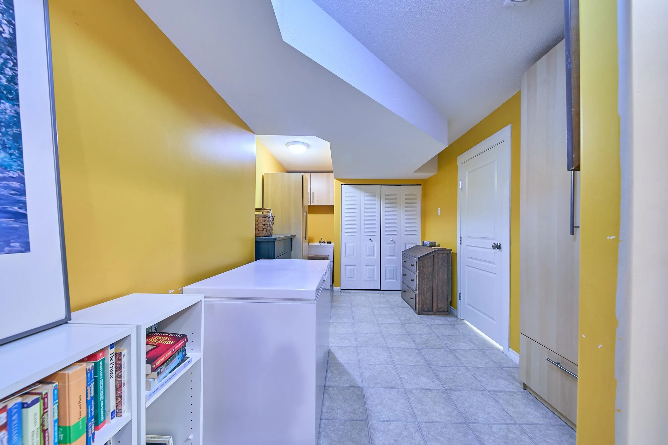12171 270 Street